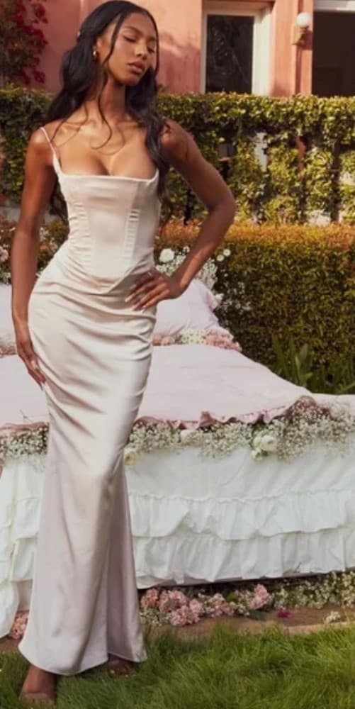 HOUSE OF CB OLIVETTE CORSET MAXI DRESS IN CRYSTAL SIZE XS REG CUP - Image 2