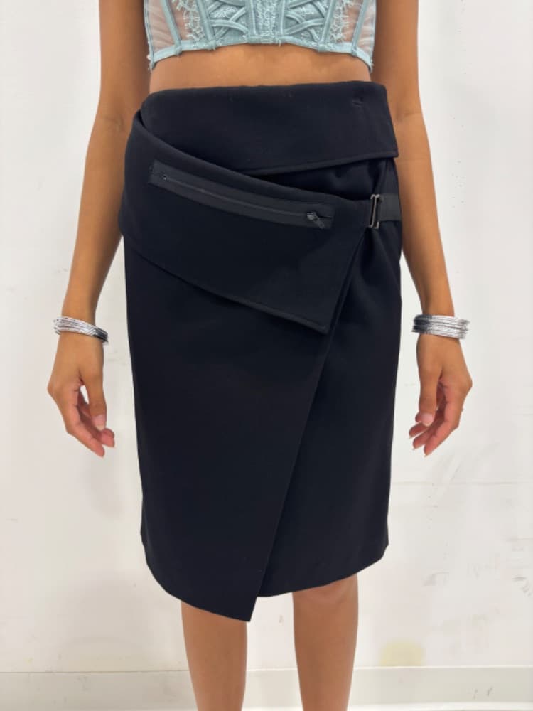 EMPORIO ARMANI BLACK ASYMMETRICAL SKIRT - Image 2