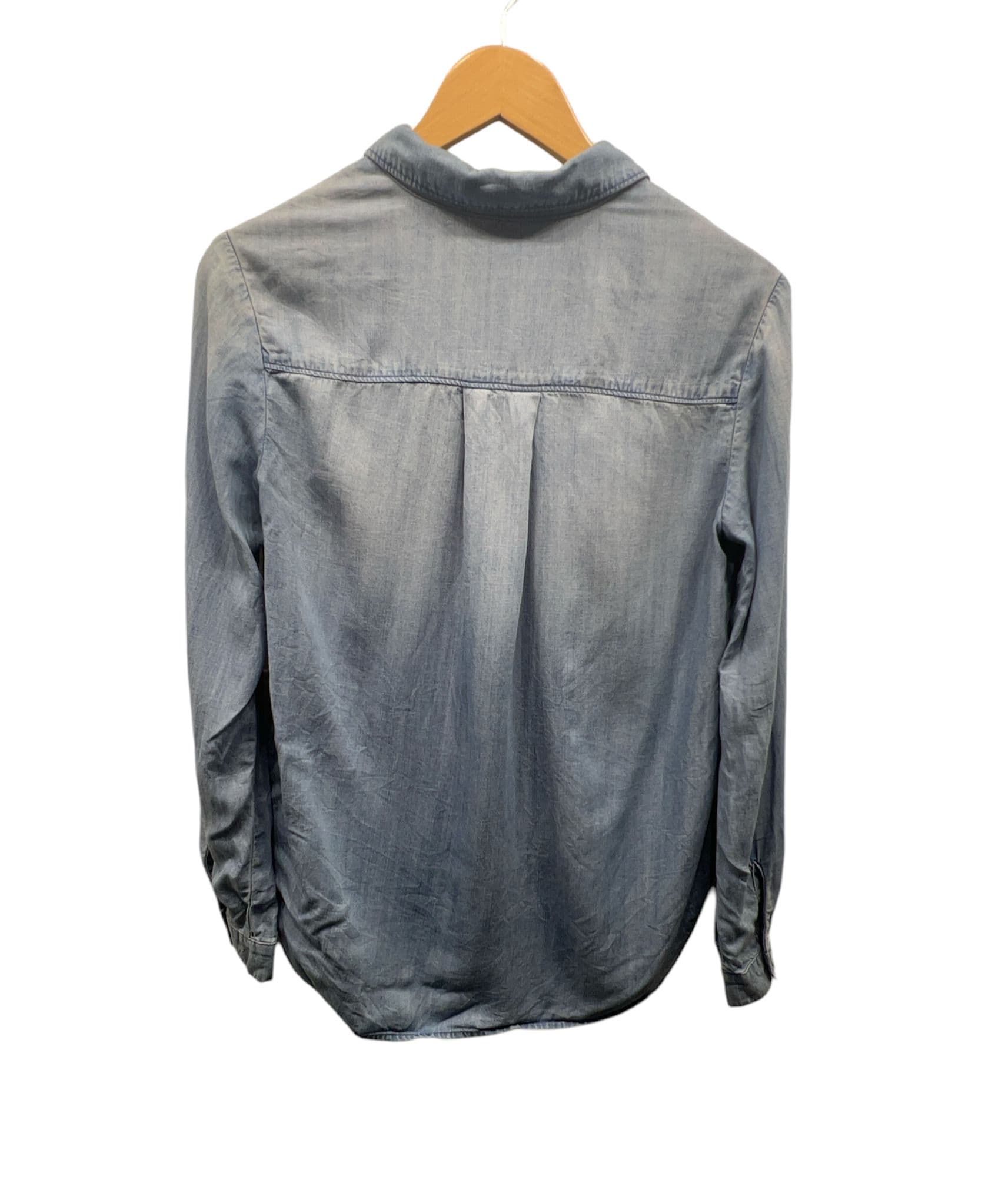 Cloth & Stone Chambray Buttondown - Image 3