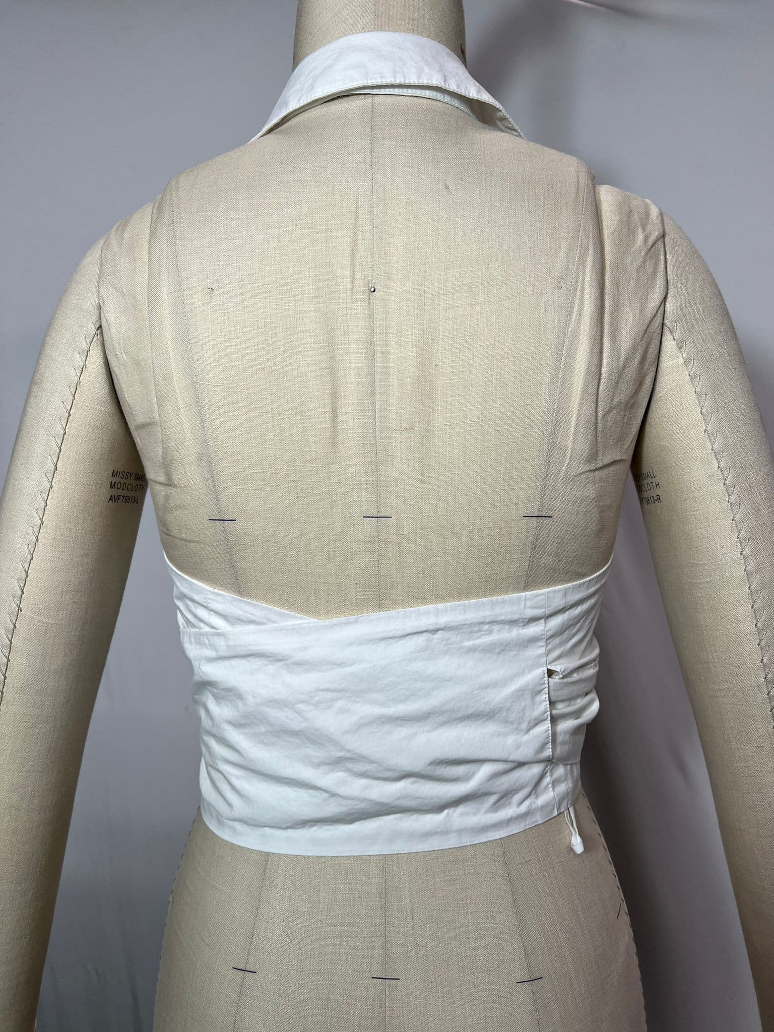 Refresh Halter Shirt In Chalk - Image 3