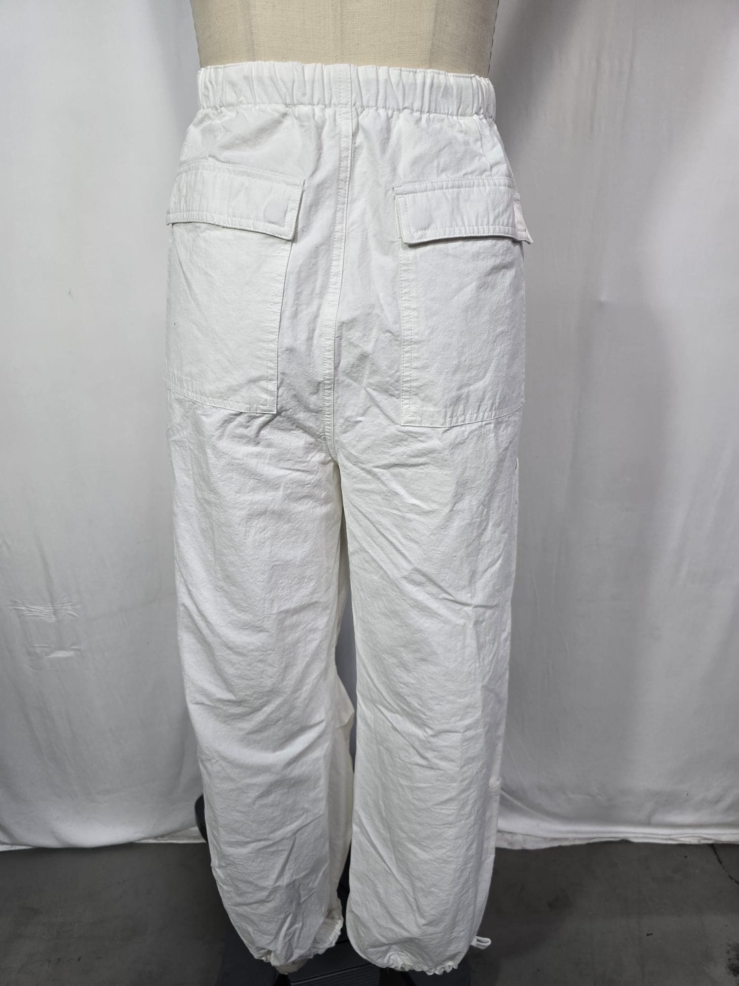 Lexi Cargo Pants In White - Image 2