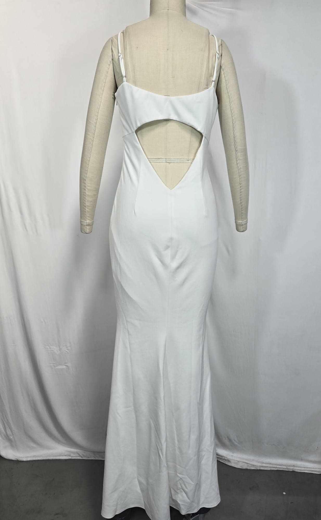 Bambi Gown In Ivory - Image 4