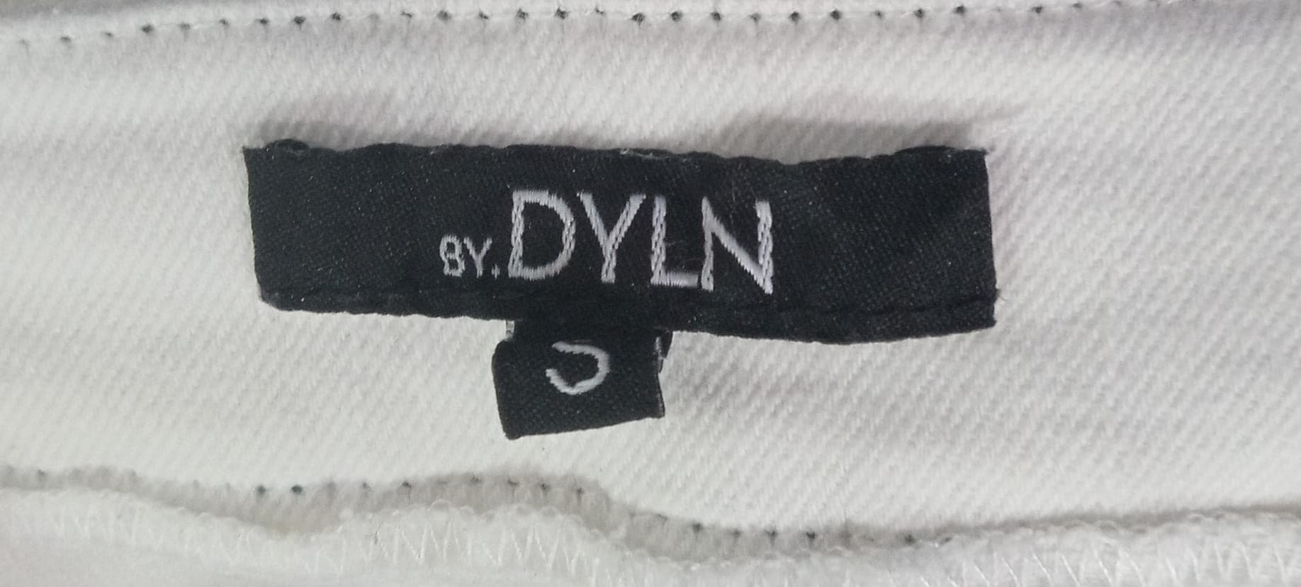 Fargo Jeans In White - Image 4