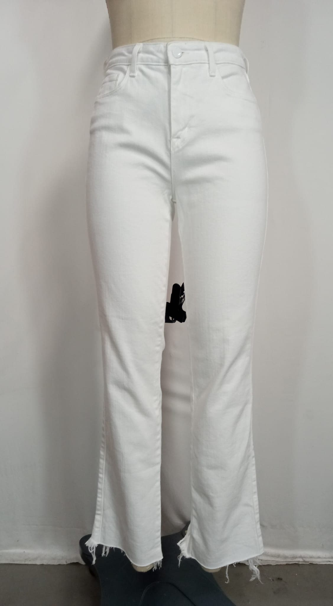 Draya High Rise Slim Straight Walk Off Jeans In Blanc - Image 2