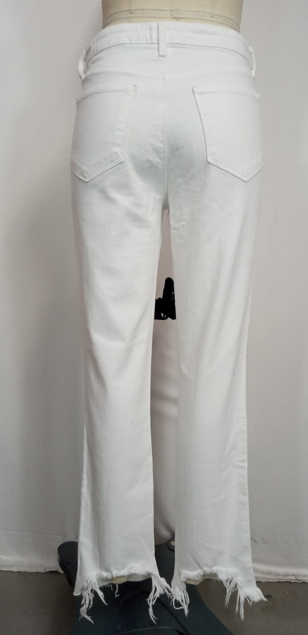 Draya High Rise Slim Straight Walk Off Jeans In Blanc - Image 4