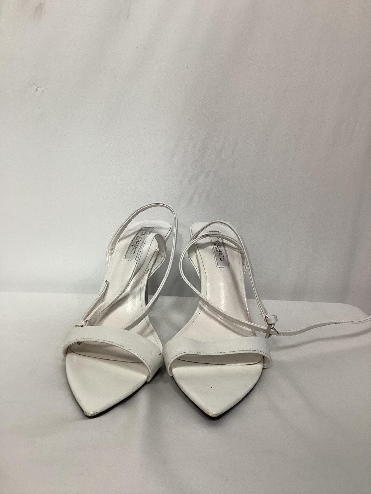 Milos Heel In White - Image 2