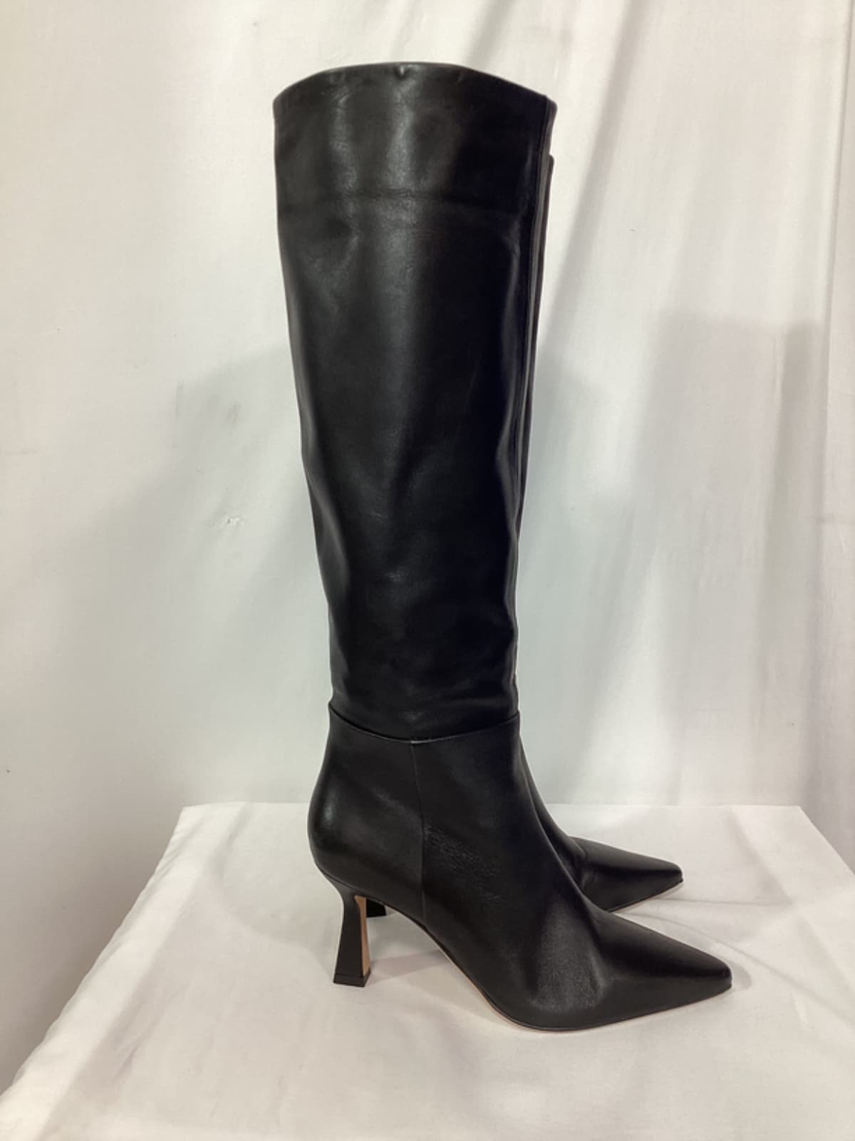 Cretel Boot In Black - Image 3