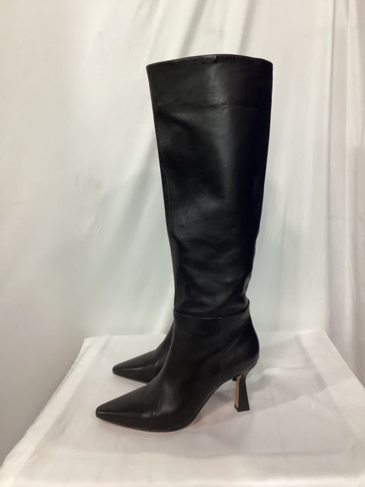 Cretel Boot In Black - Image 2