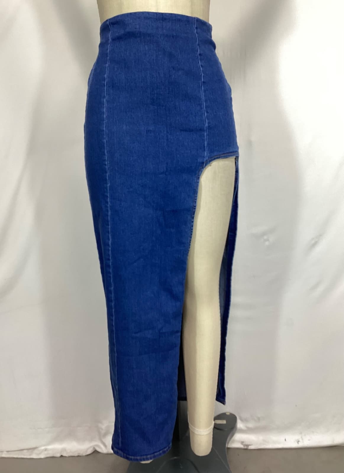 Joey Maxi Skirt In Denim - Image 3