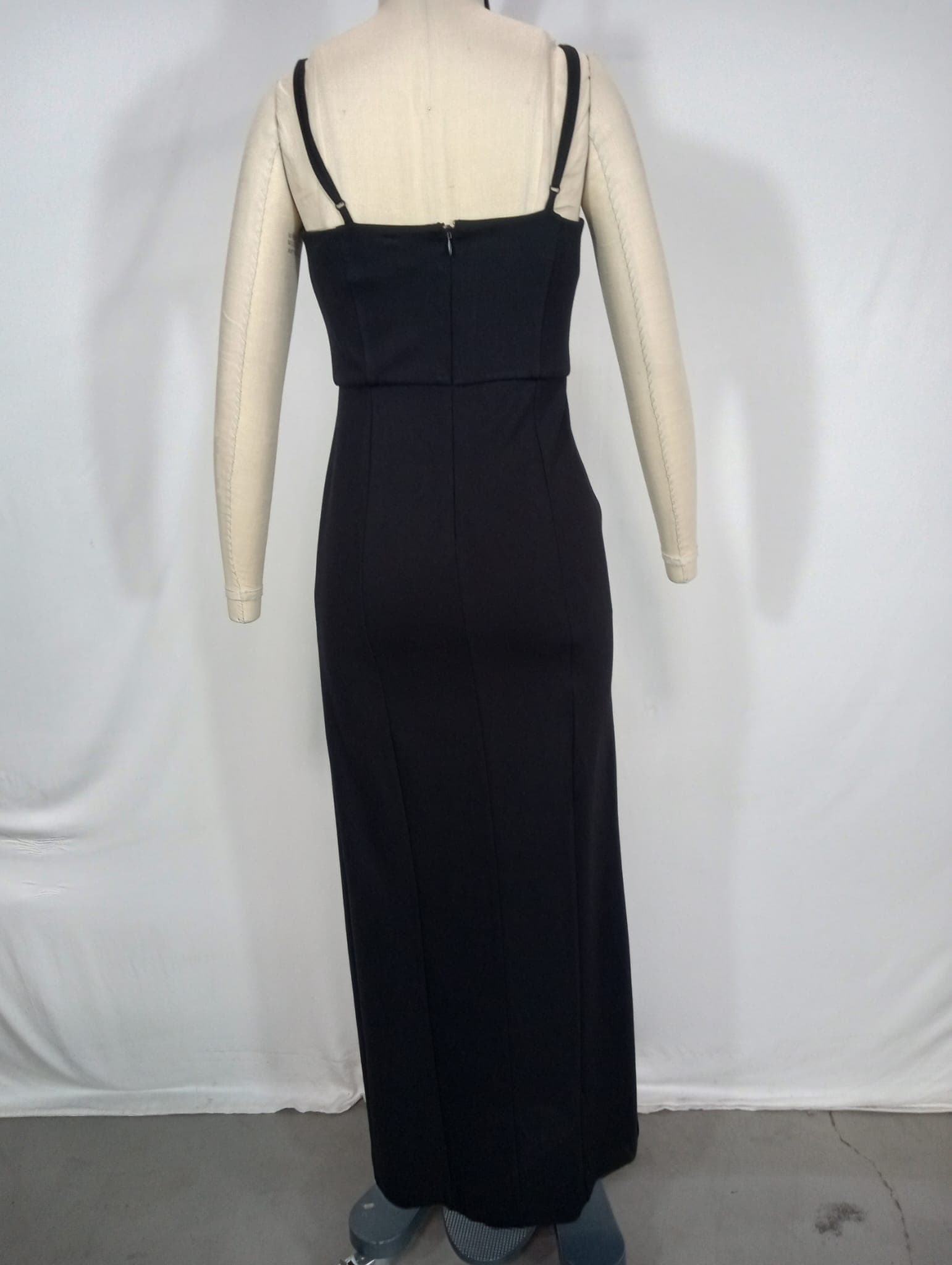 Eileen Gown In Black - Image 3