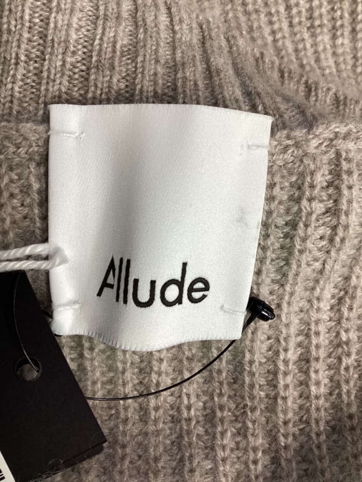 Cashmere Sweater - Image 4