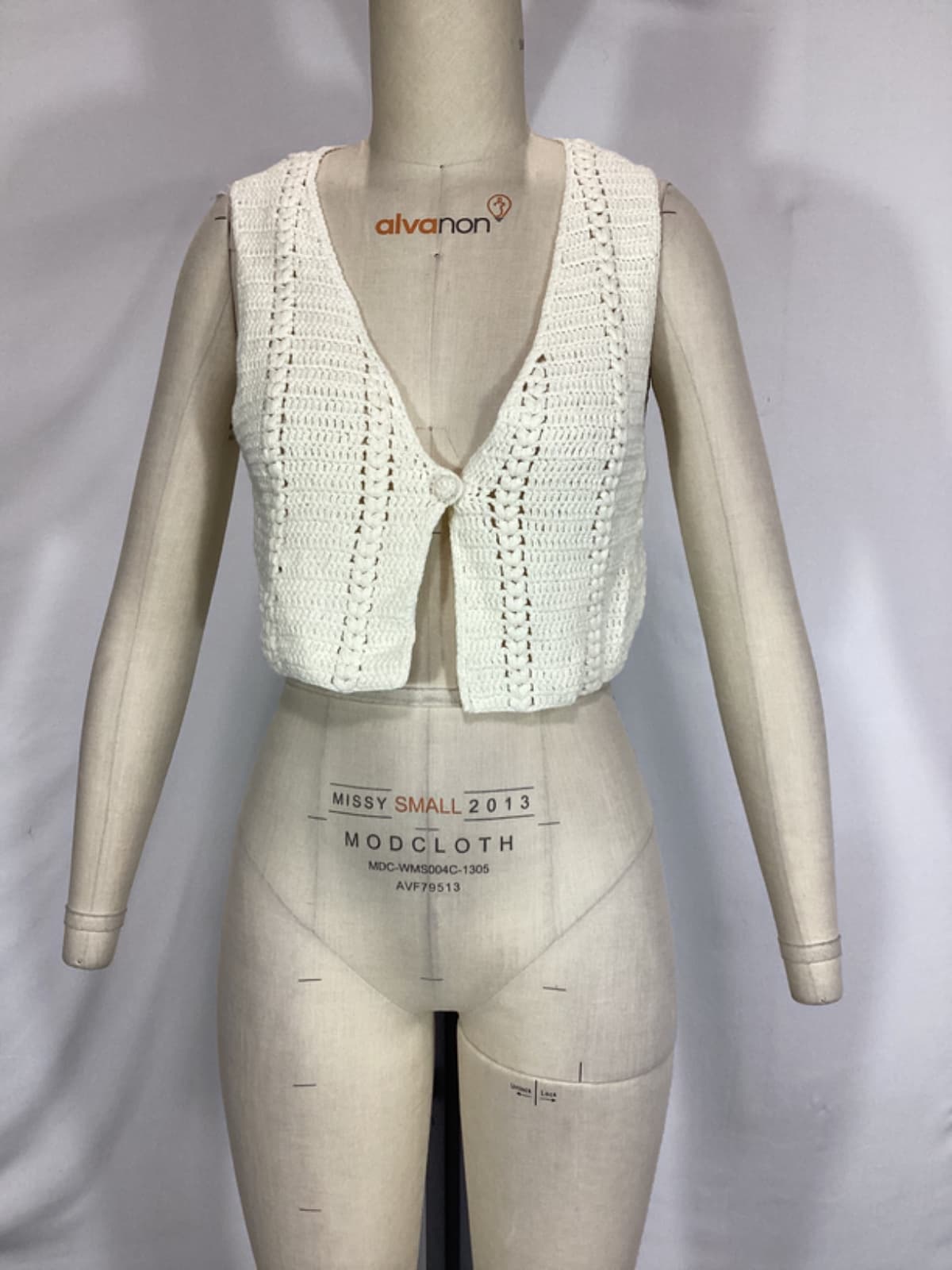 House Of Harlow 1960 X Revolve Claritza Knit Vest In Ivory - Image 2
