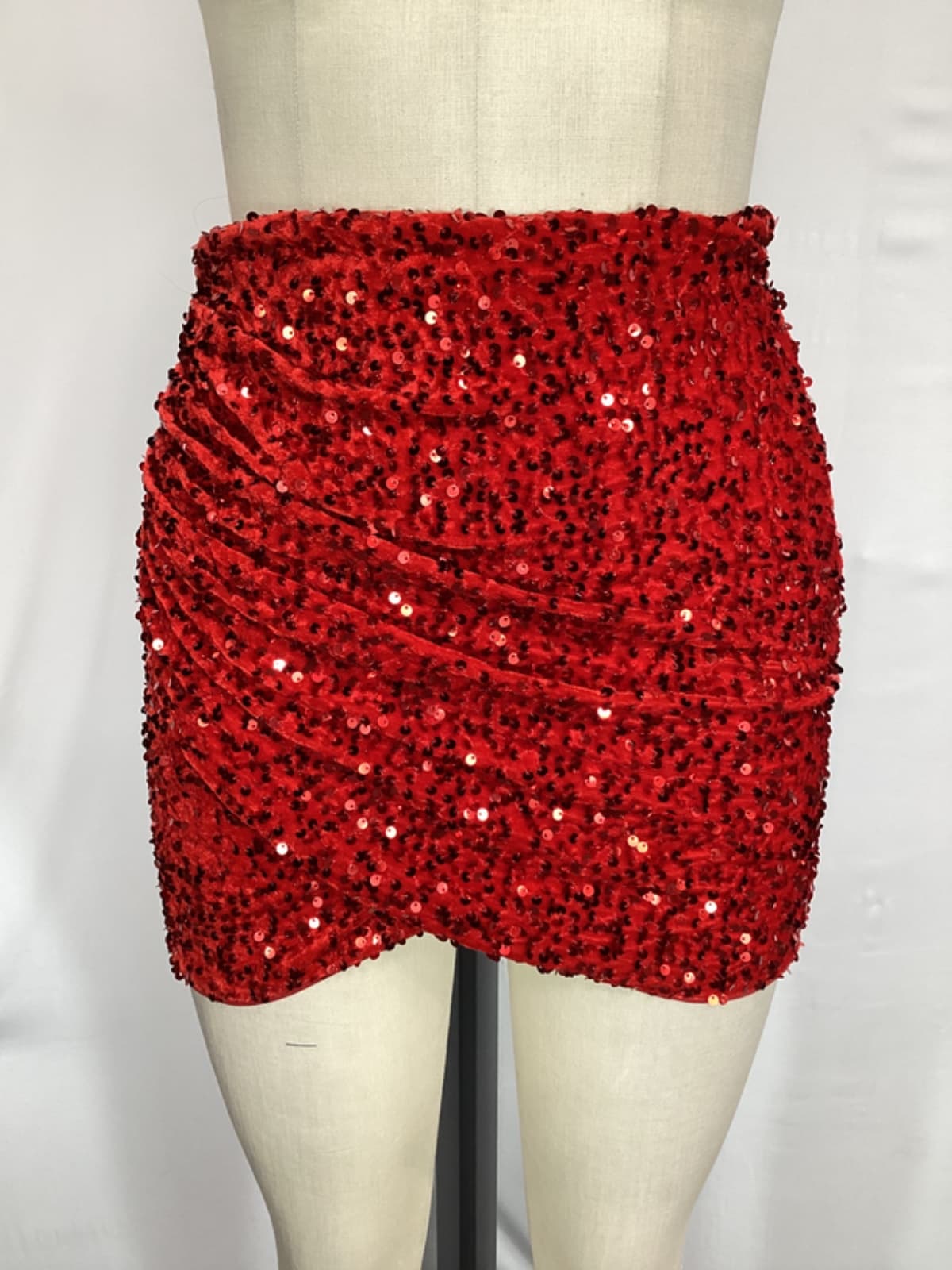 Hurley Skirt In Scarlet Red - Image 2