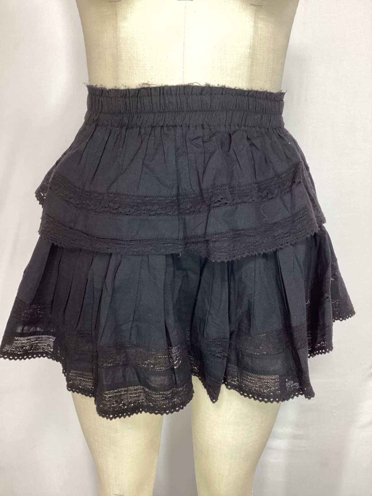 Ruffle Mini Skirt In Black - Image 3