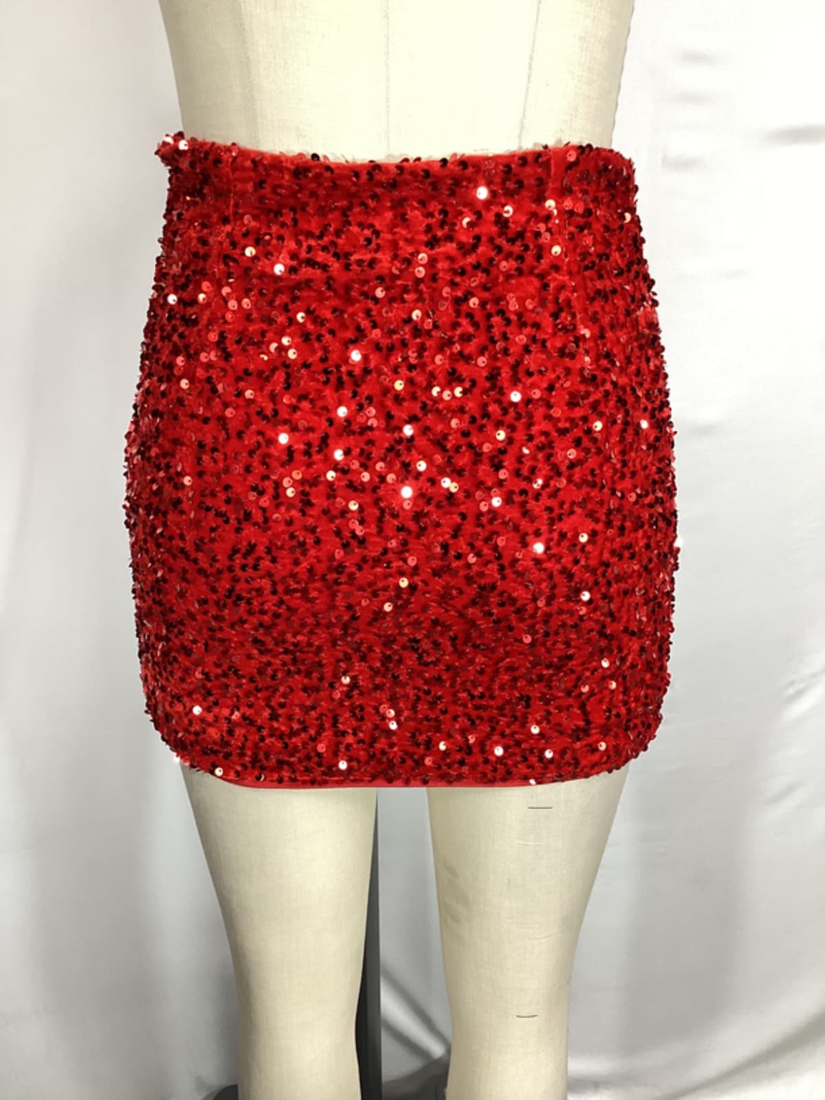 Hurley Skirt In Scarlet Red - Image 3