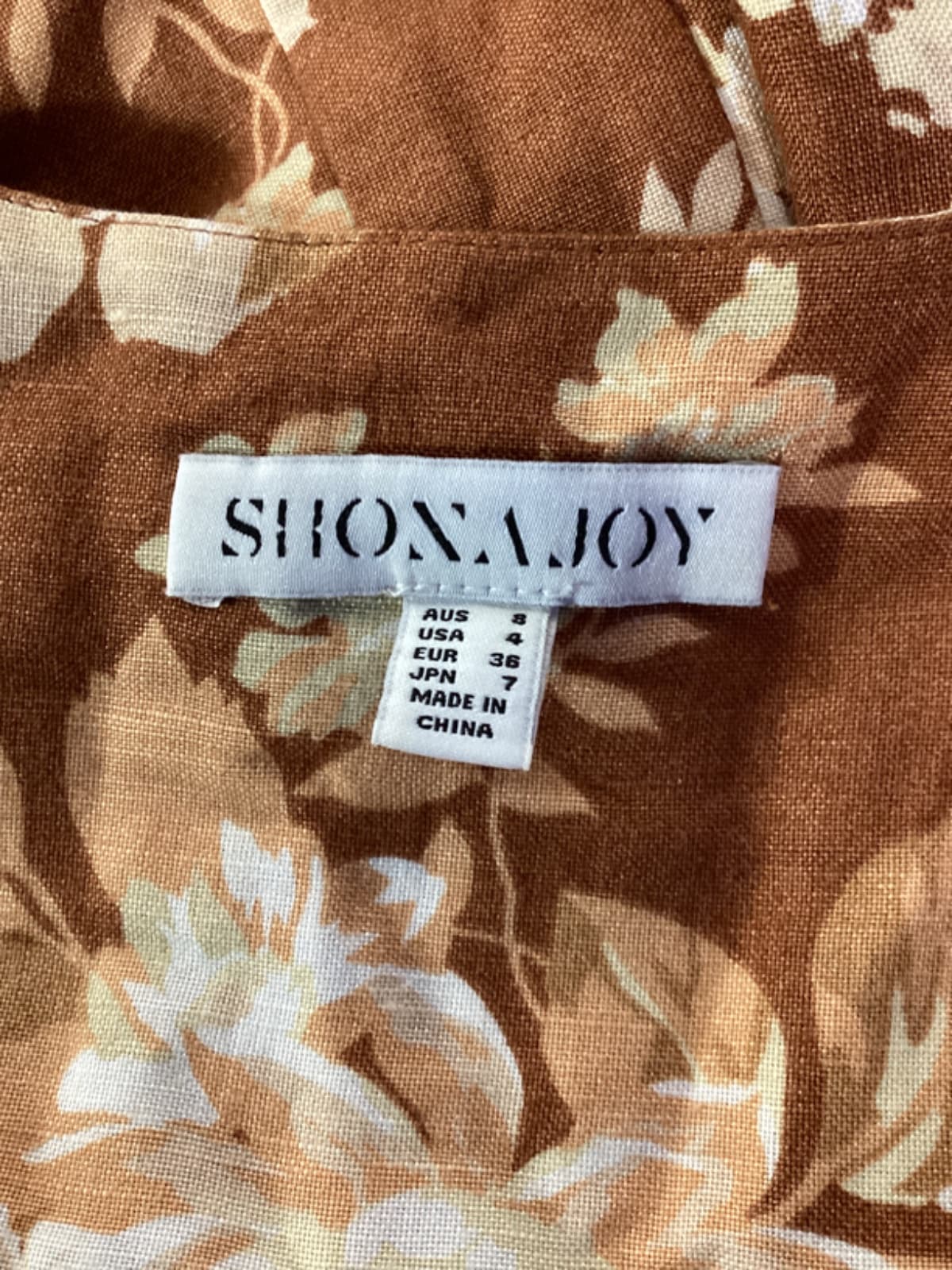 Capucine Plunged Short Sleeve Dress In Almond Multi - Image 3