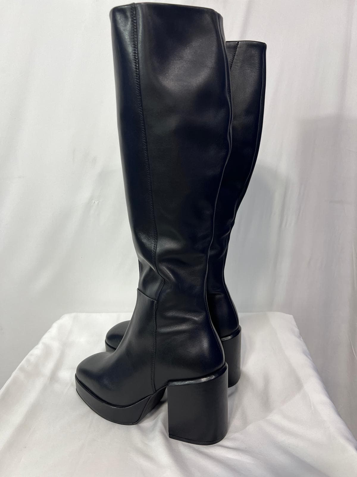 No Love Lost Boot In Black - Image 4
