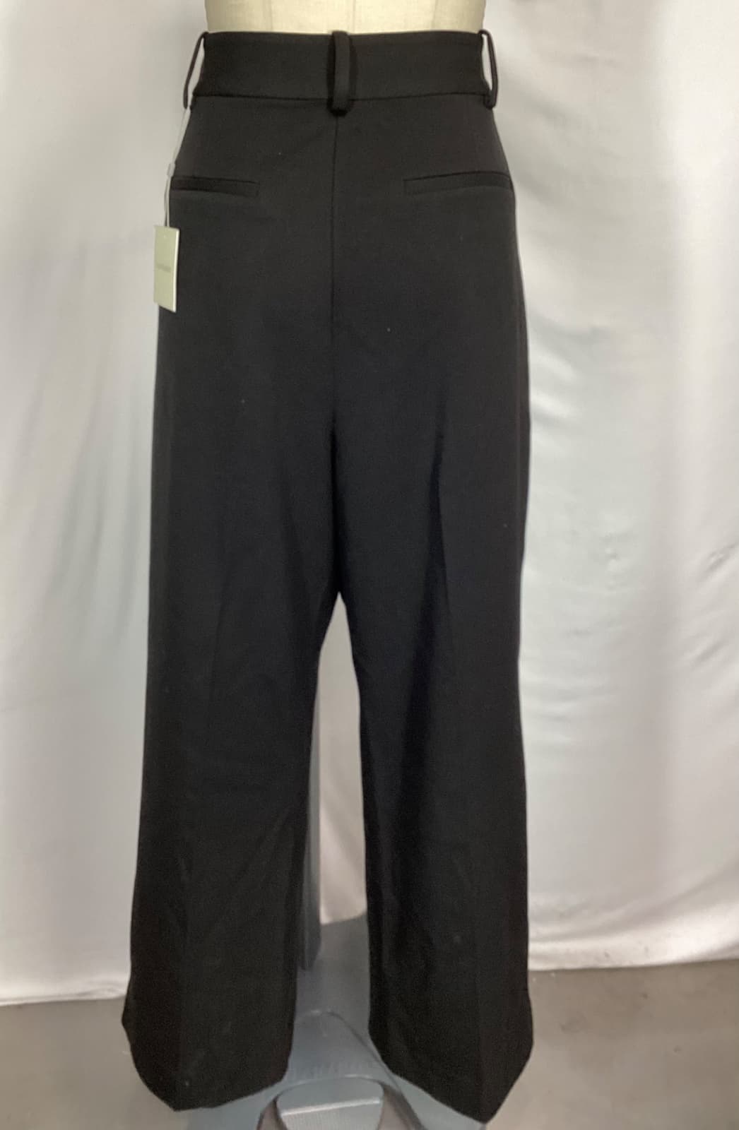 THE FAVORITE PANT SHORTIE - Image 4