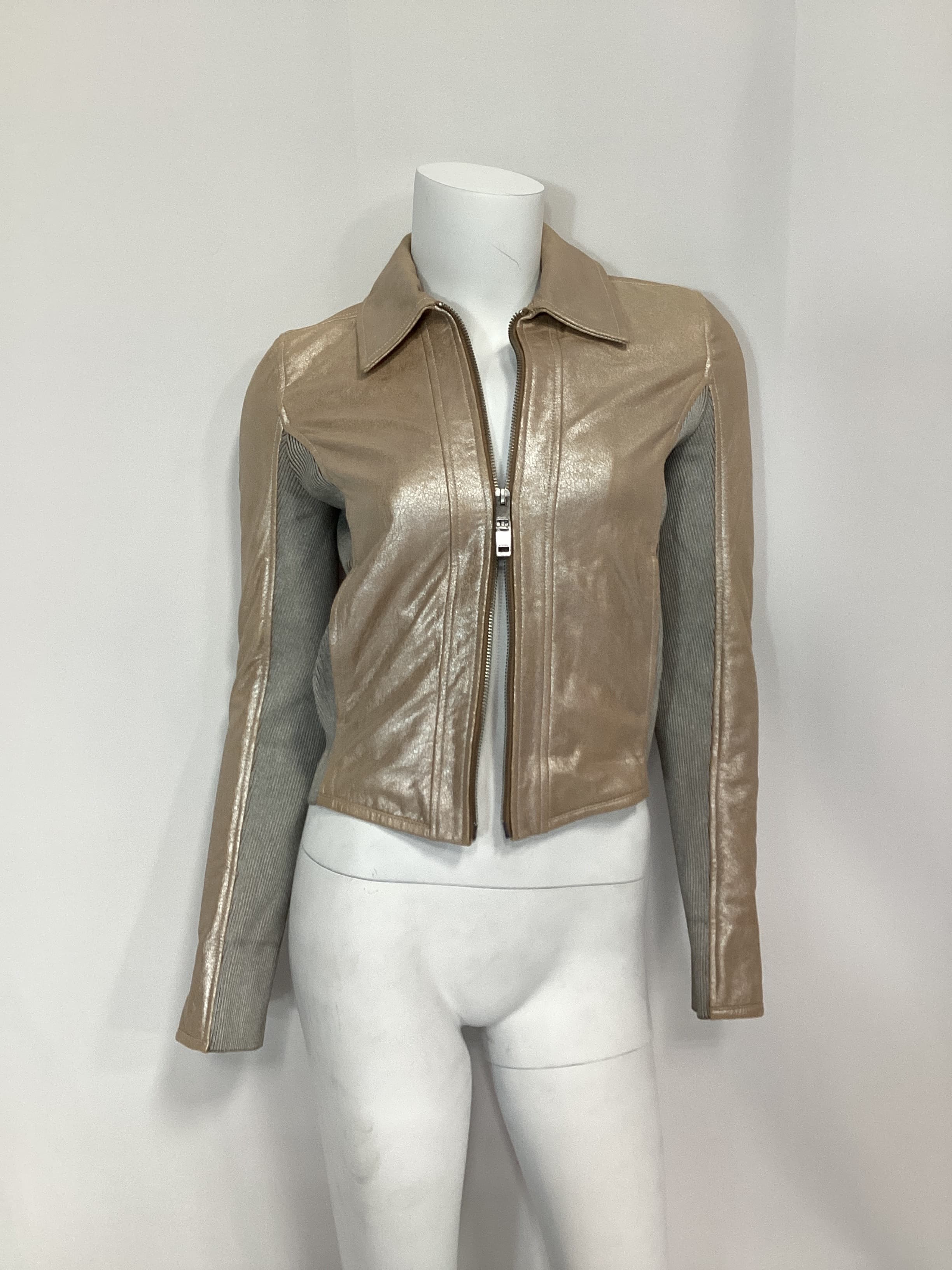 Tafy Jacket In Silver - Image 2