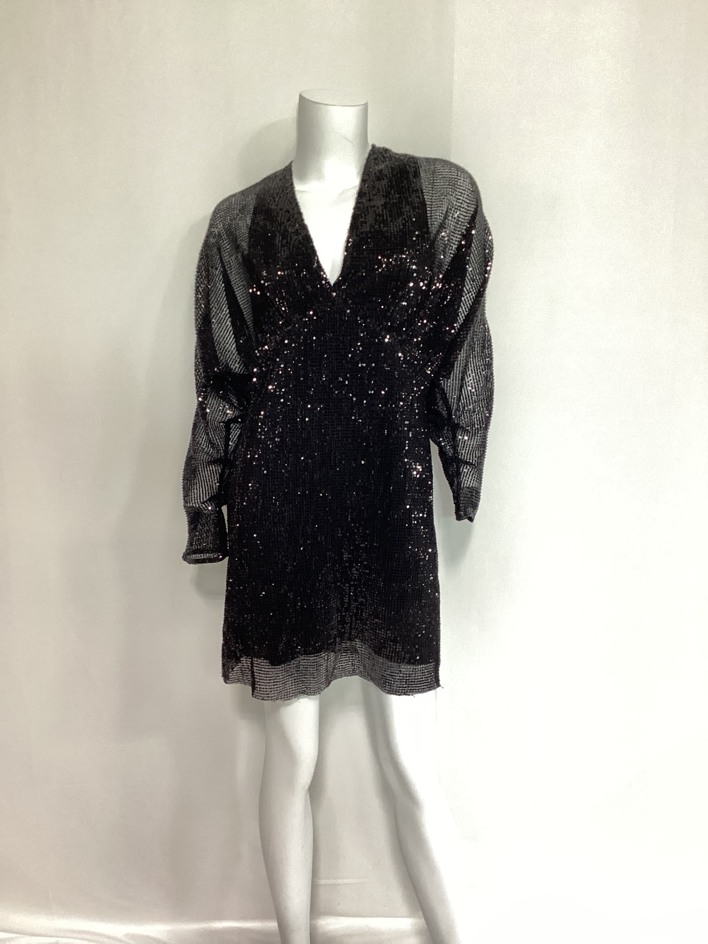 Devika Dress In Black - Image 2
