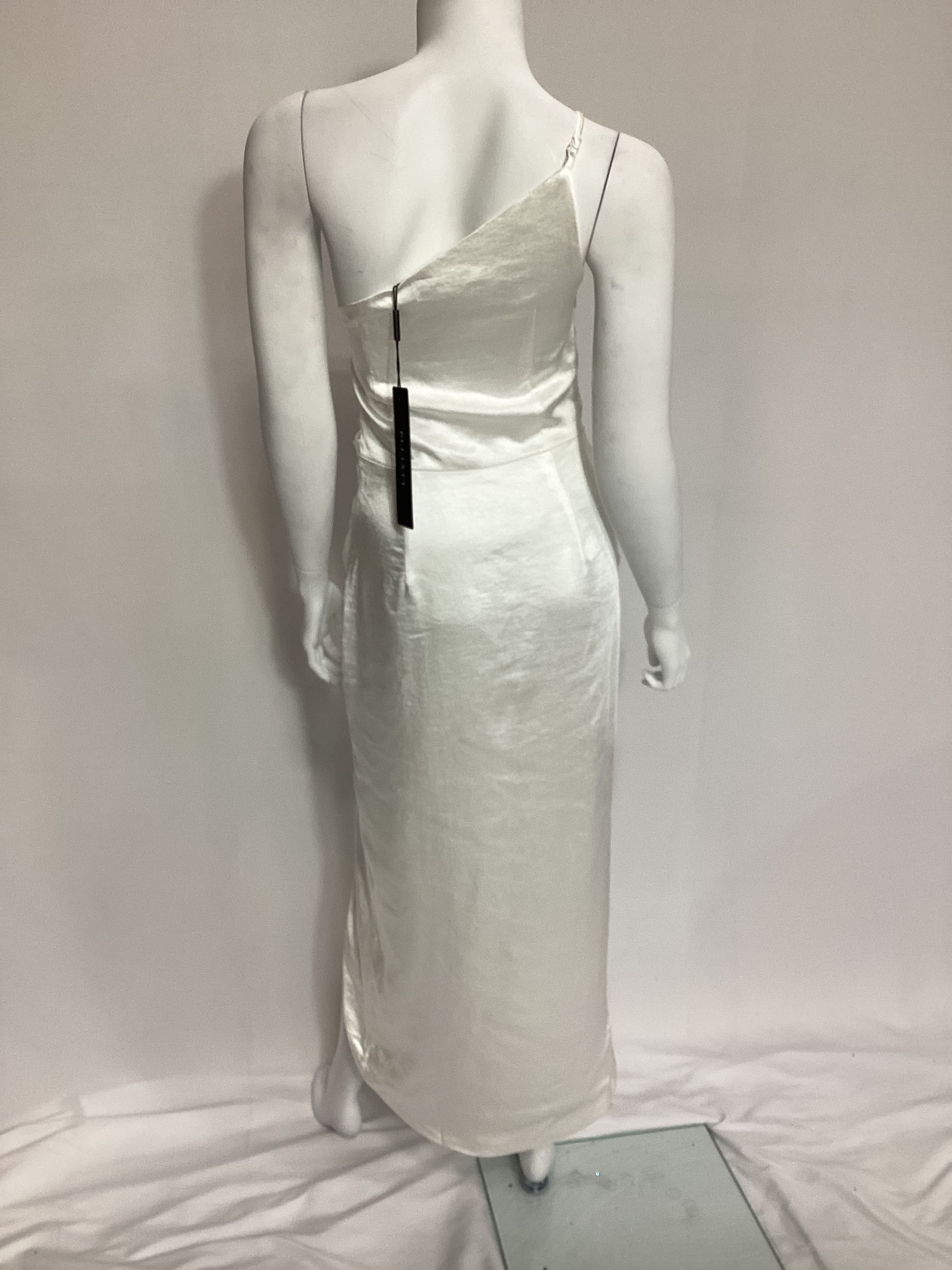 Isabelle Dress In Ivory - Image 2
