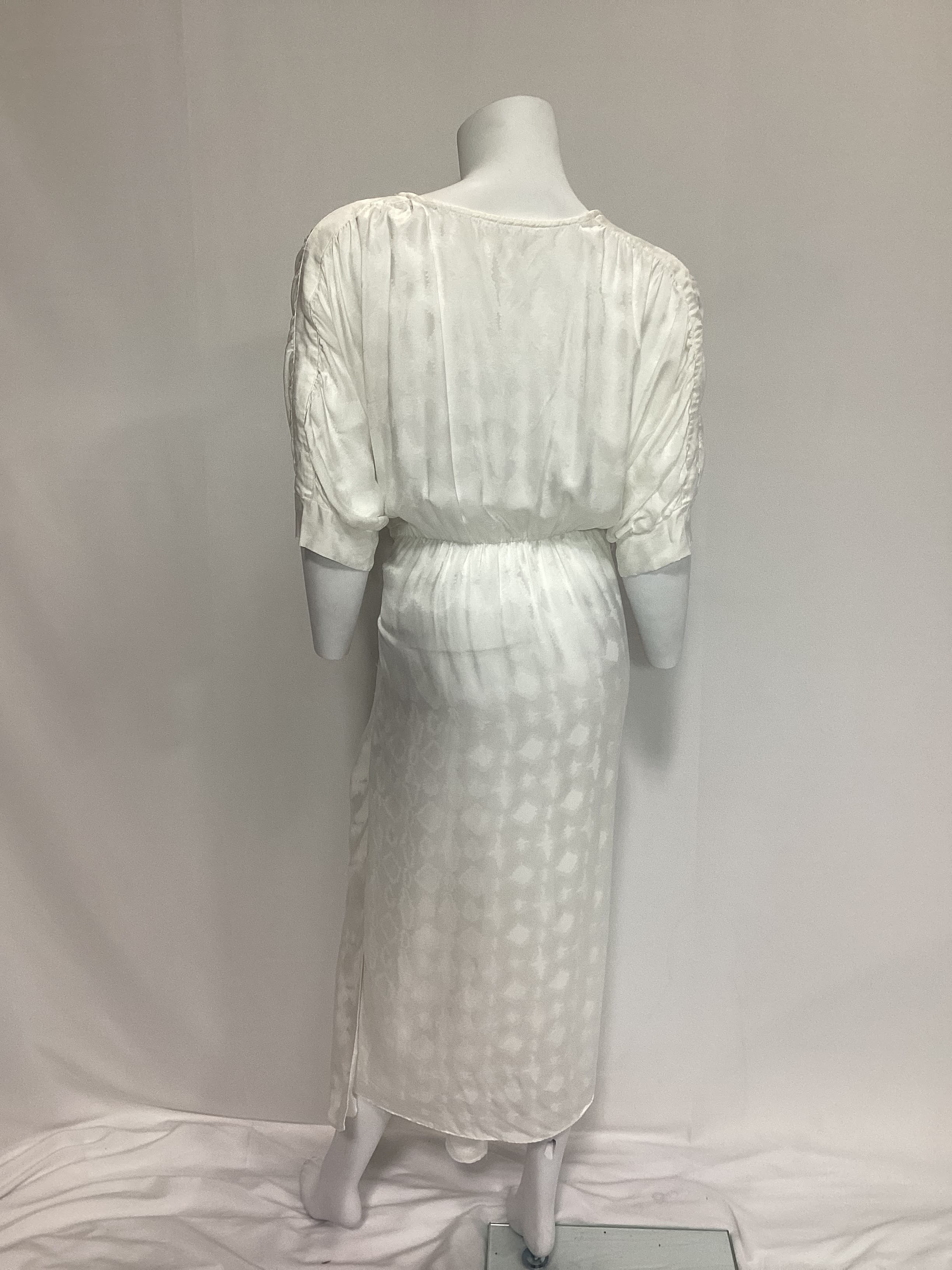 Sami Dress In Cream - Image 4