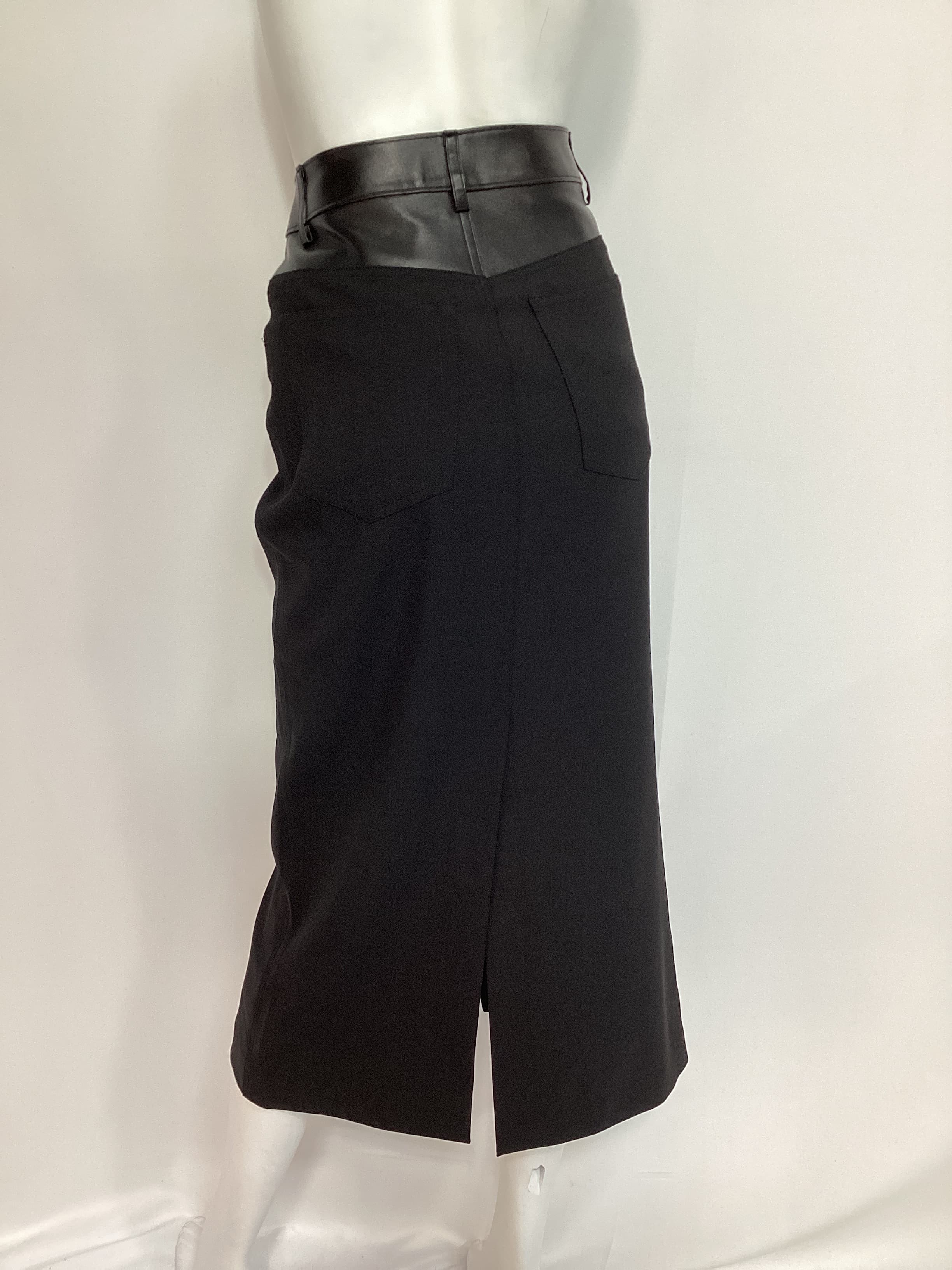 Garter Skirt In Black - Image 3