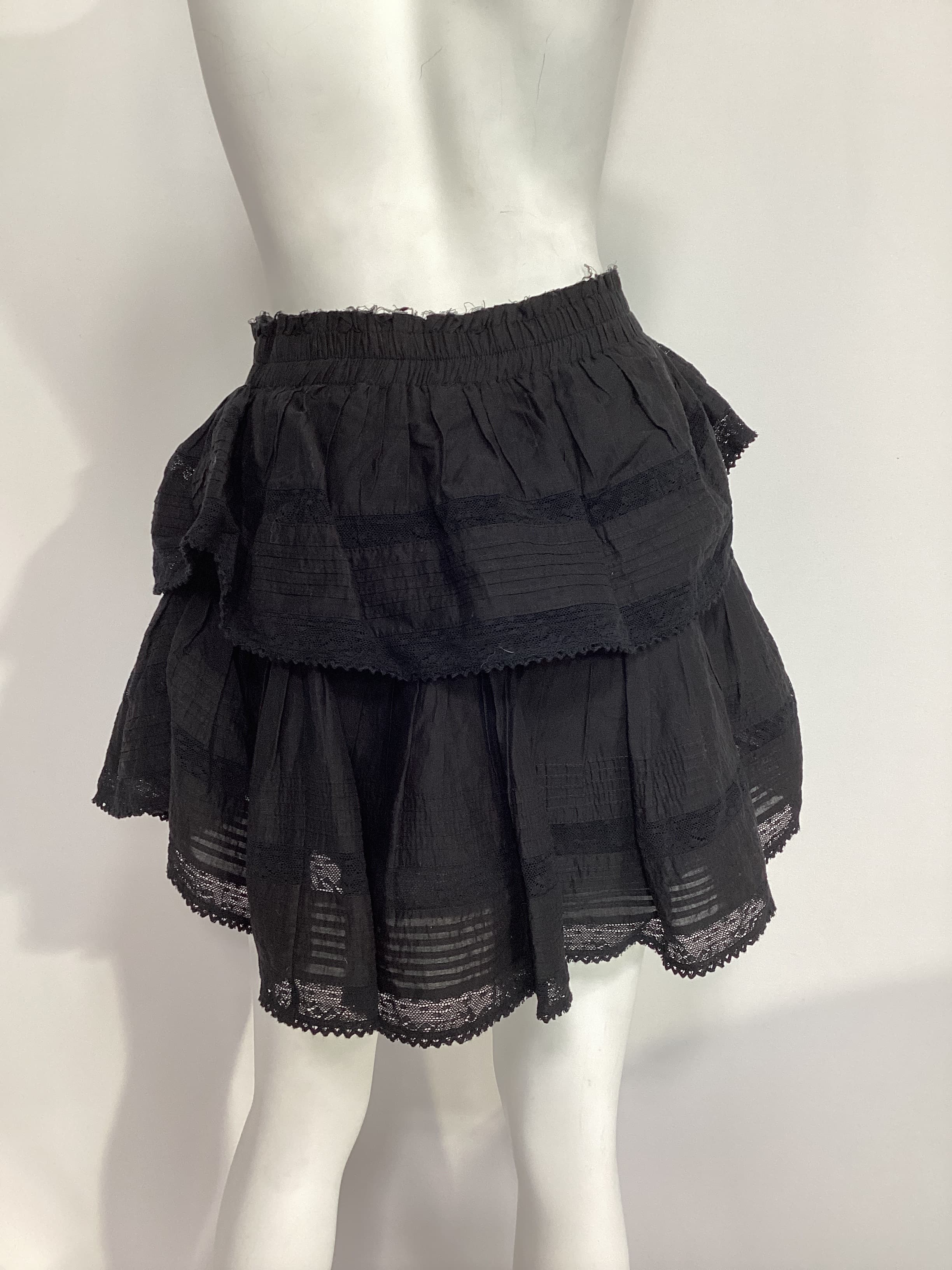 Ruffle Mini Skirt In Black - Image 2