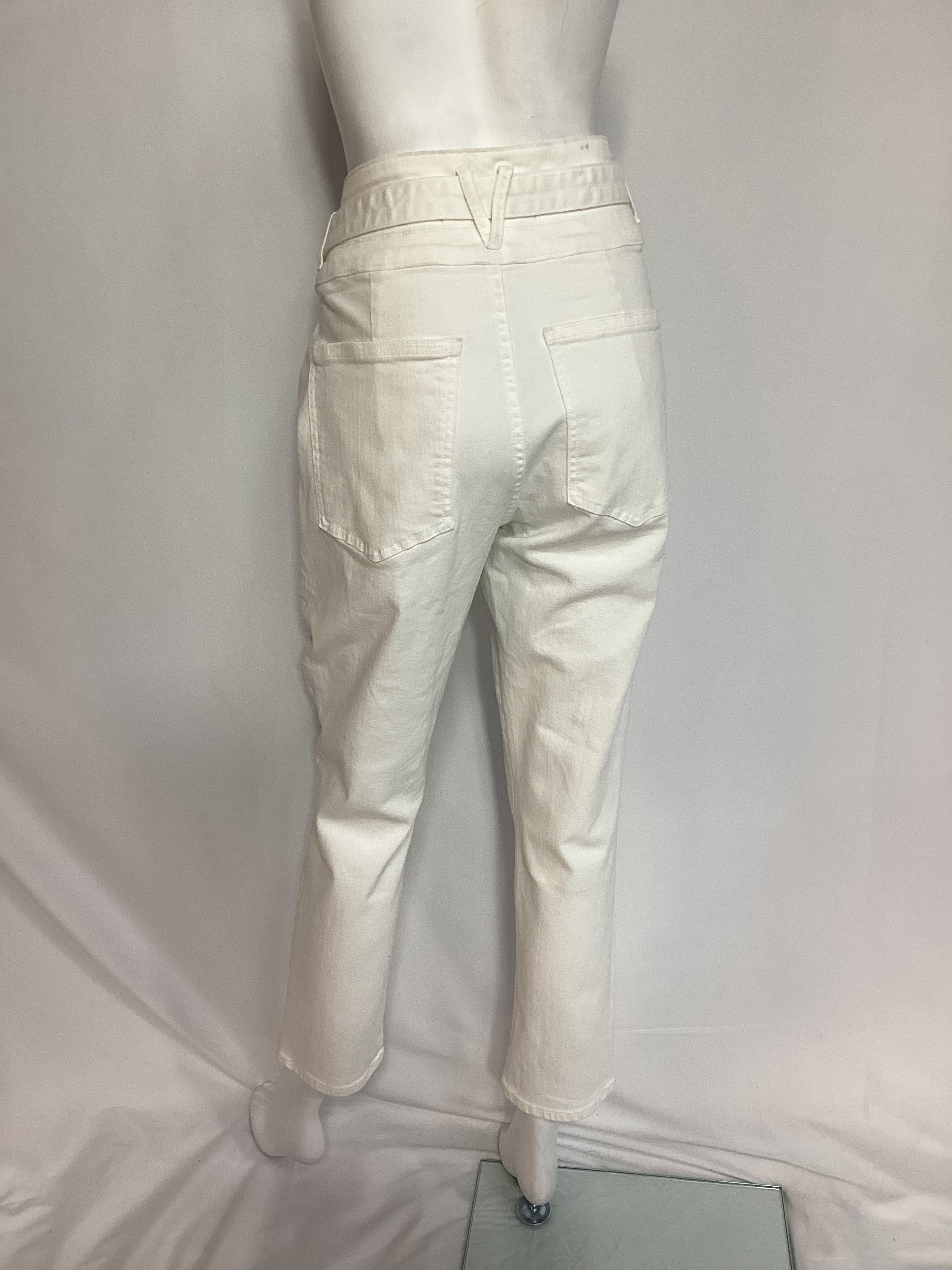Logan Straight Leg In White - Image 4