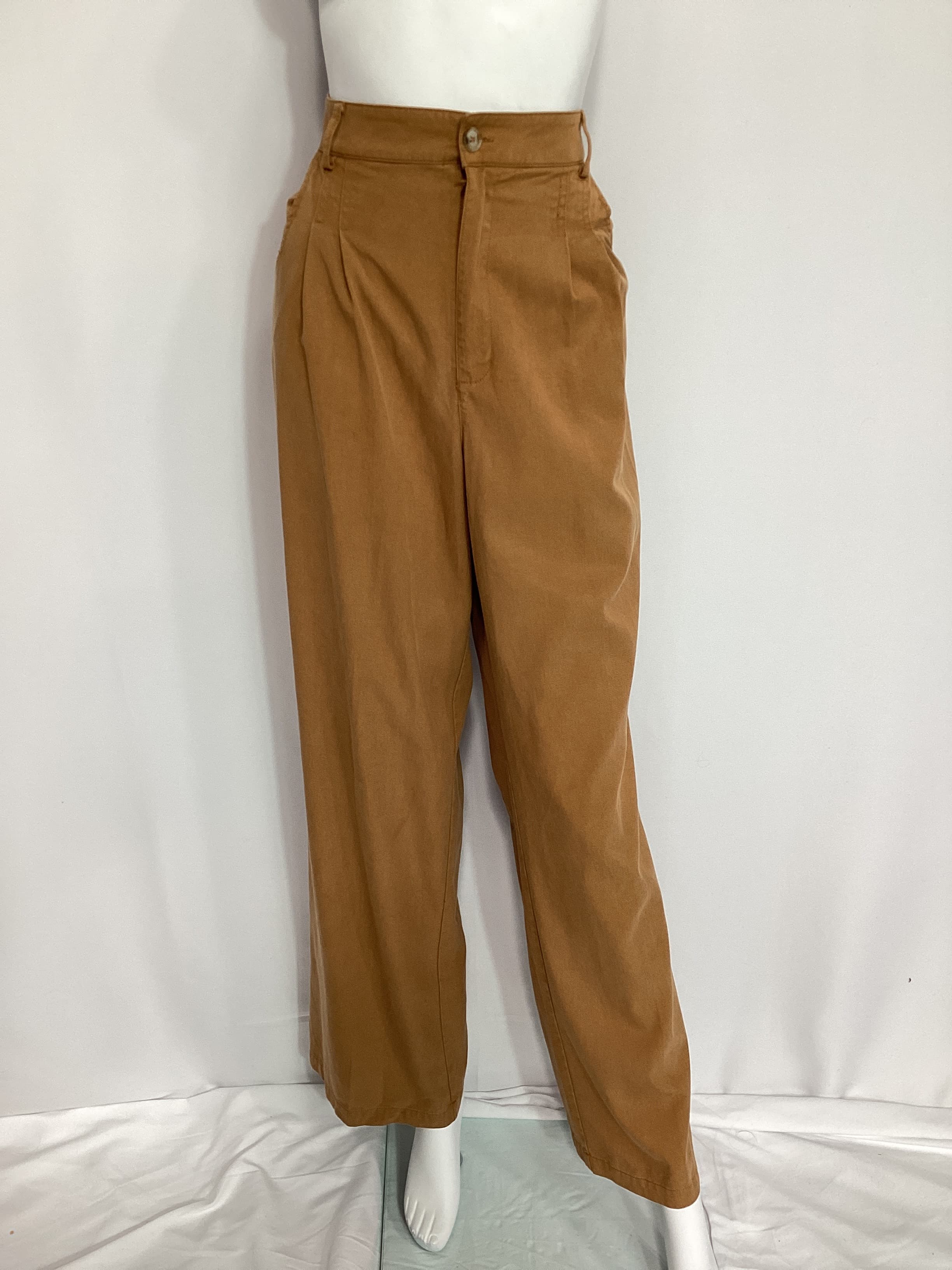 Merano Pleated Straight Leg Pants - Image 2