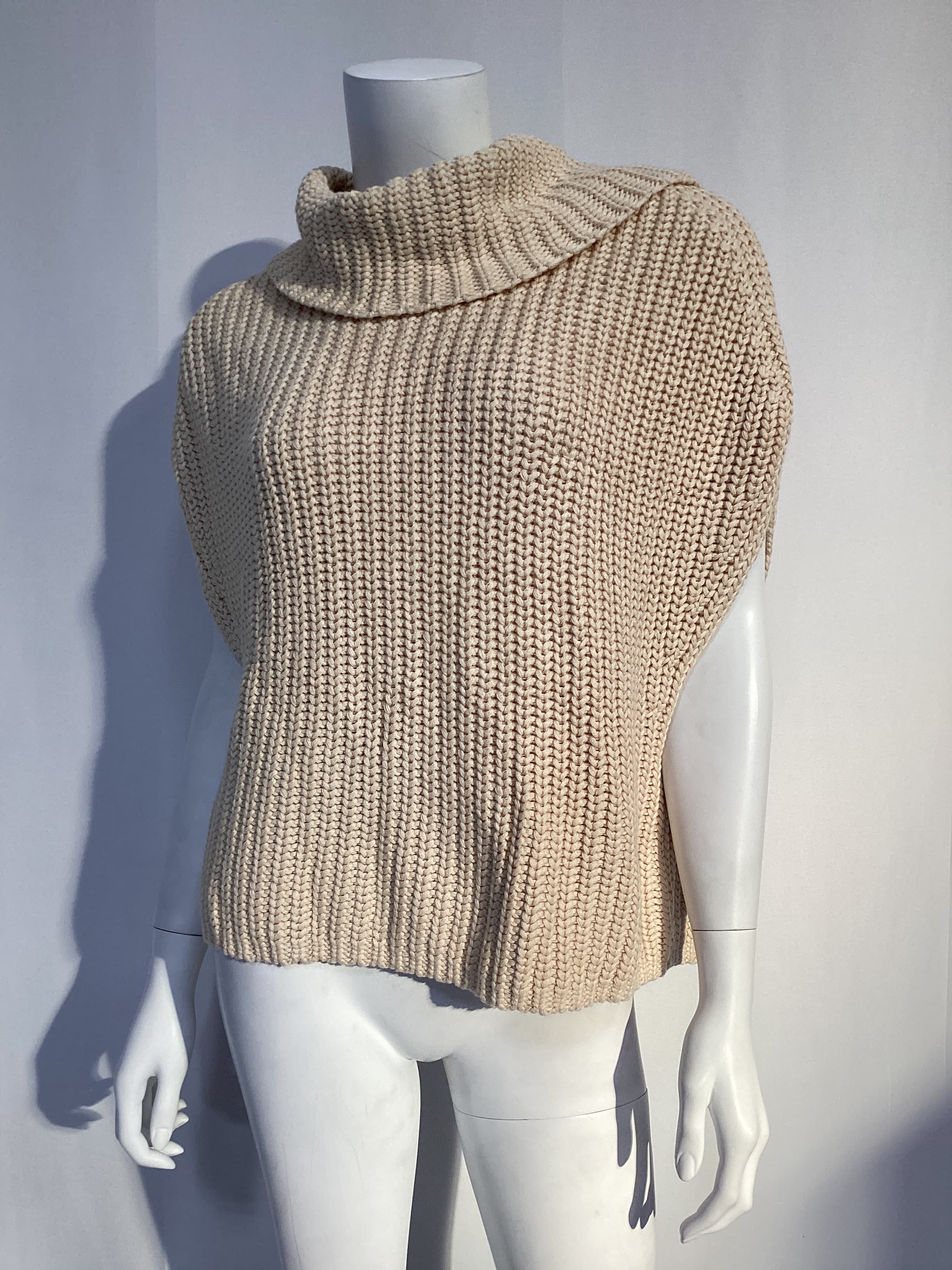 Sleeveless Turtleneck Sweater In Cream - Image 4