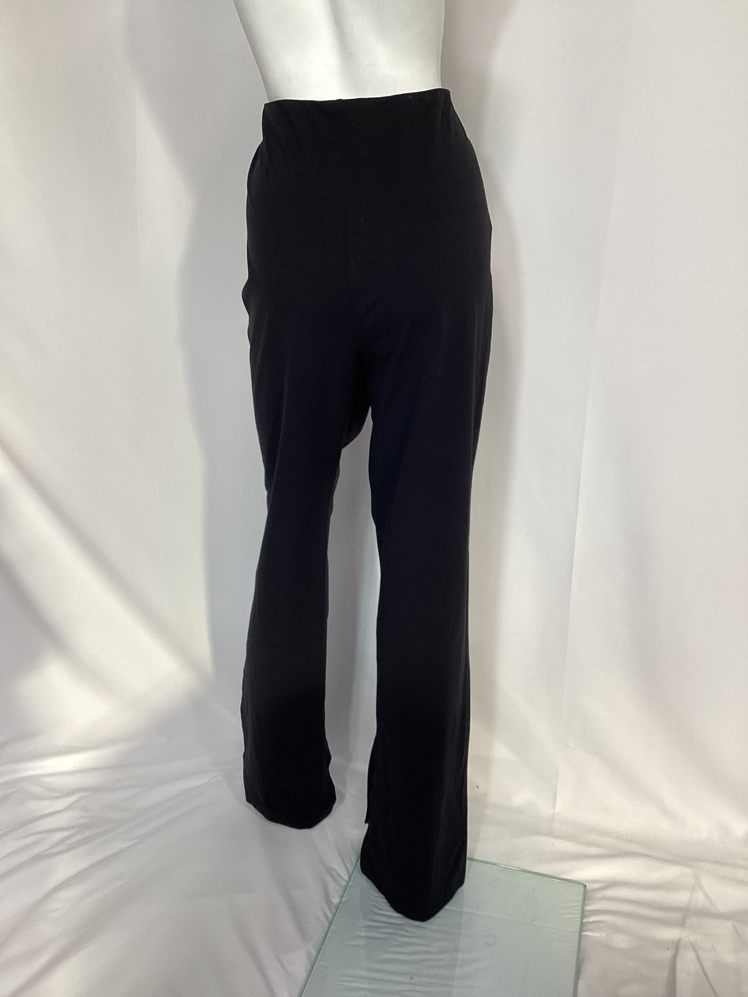 L'academie X Marianna Hewitt Anouka Knit Slim Pant In Black - Image 2
