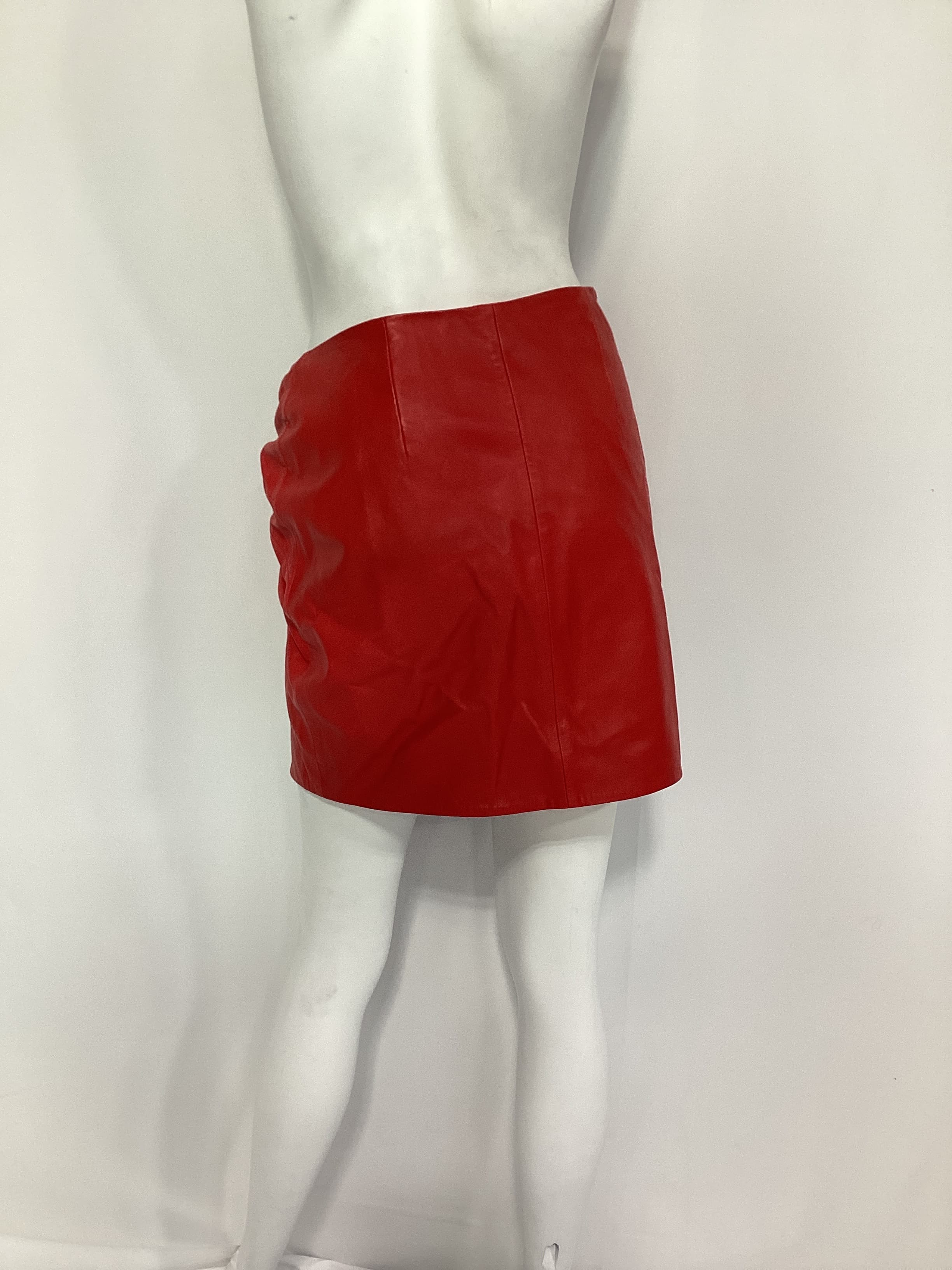 Trisha Skirt In Hibiscus - Image 3