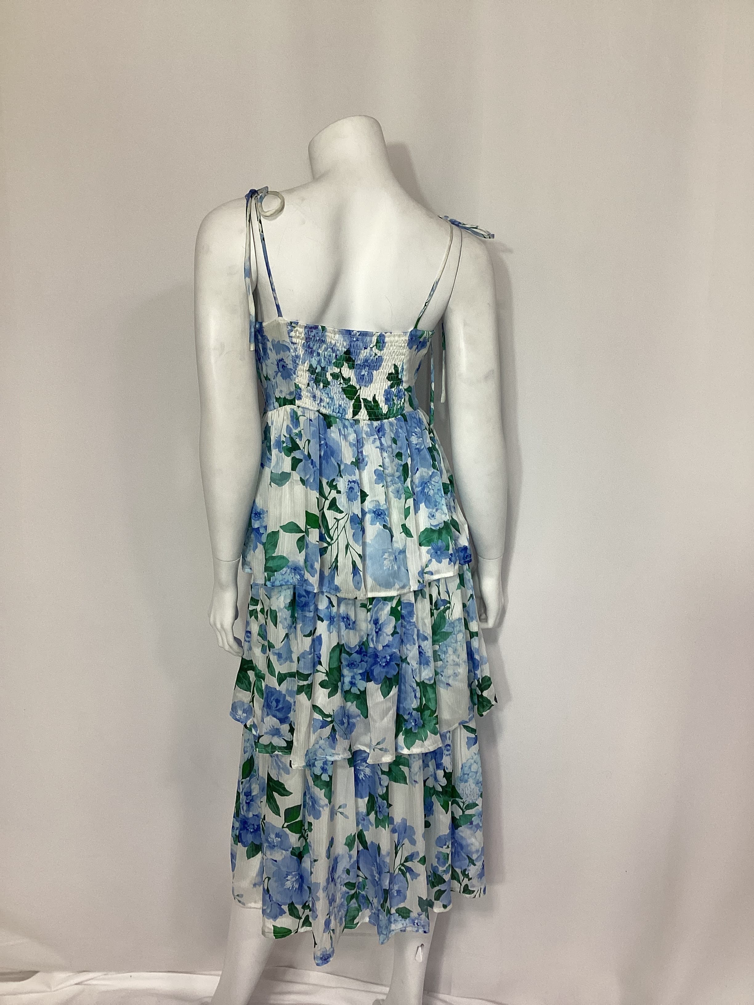 Lisette Midi Dress In Blue Multi - Image 4