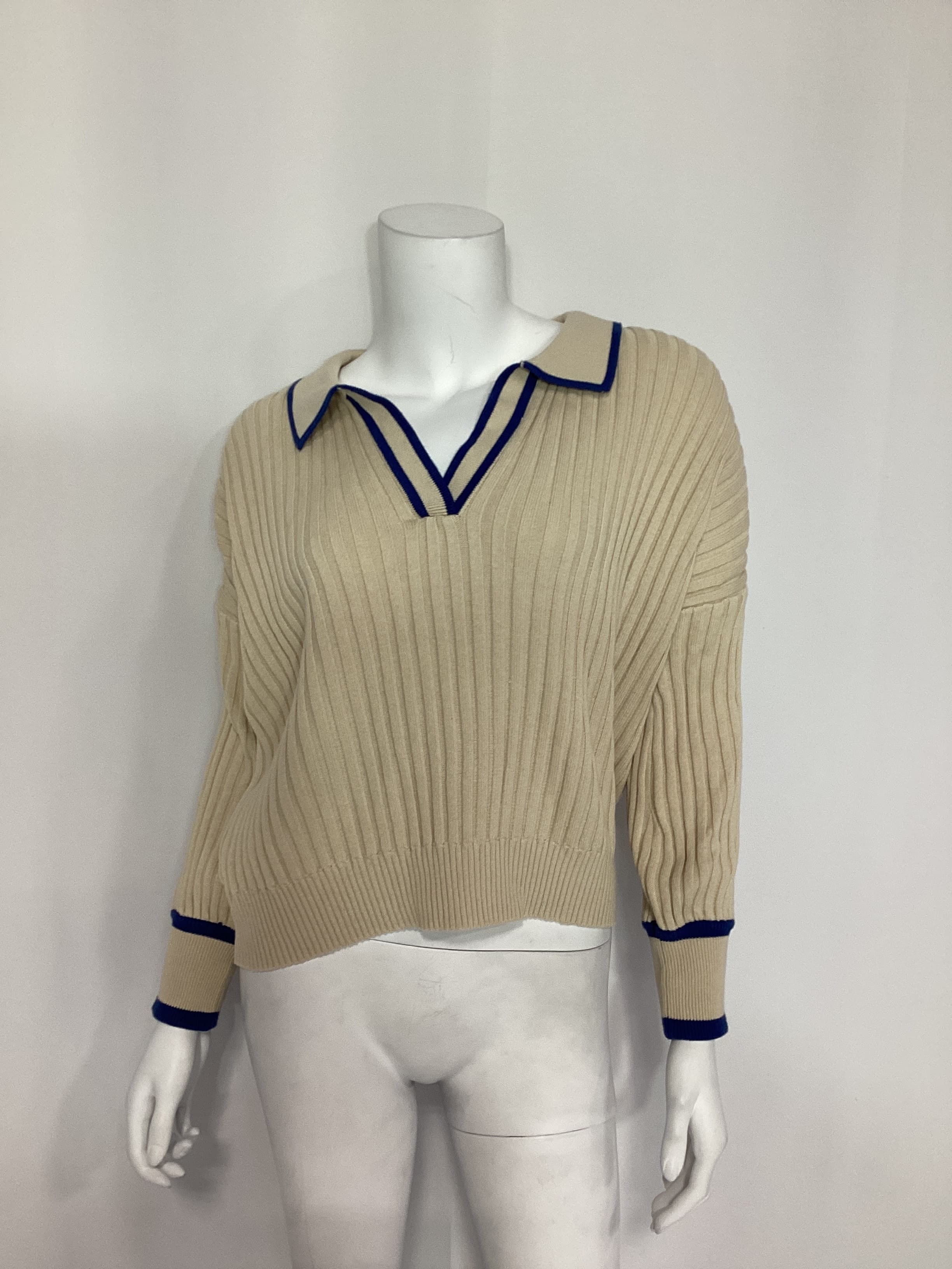 The Atalie Knit Top In Oatmeal Cobalt - Image 2