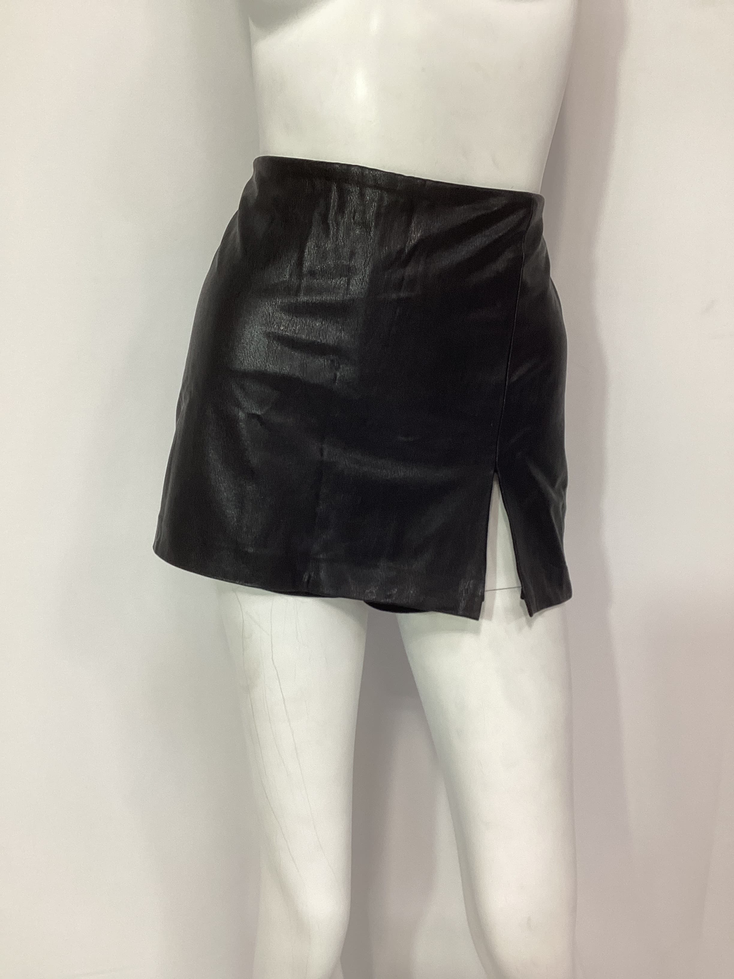 Amanda Uprichard X Revolve Dale Skort In Black Leather - Image 3
