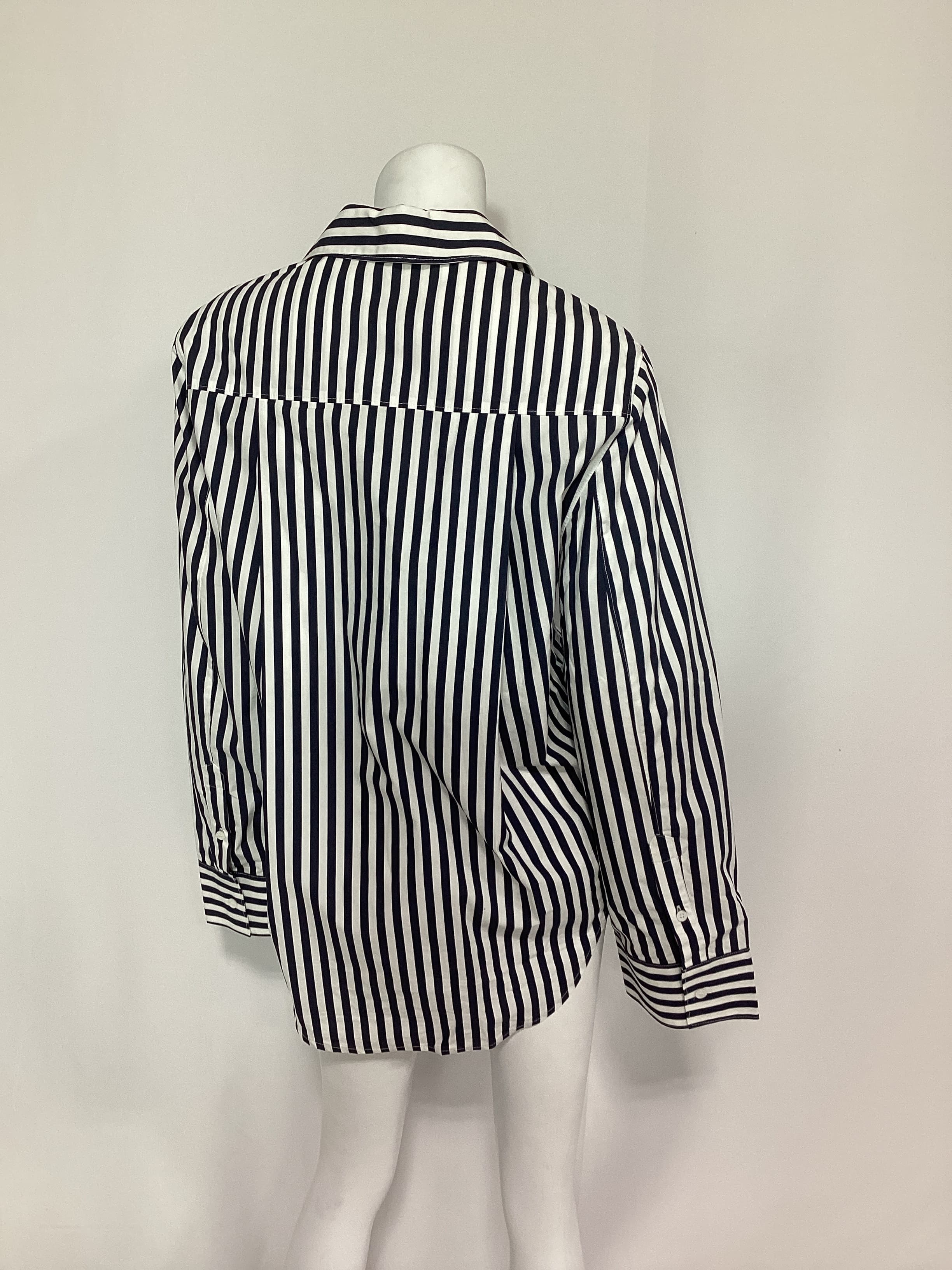 Button Up Shirt In Stripe - Image 4
