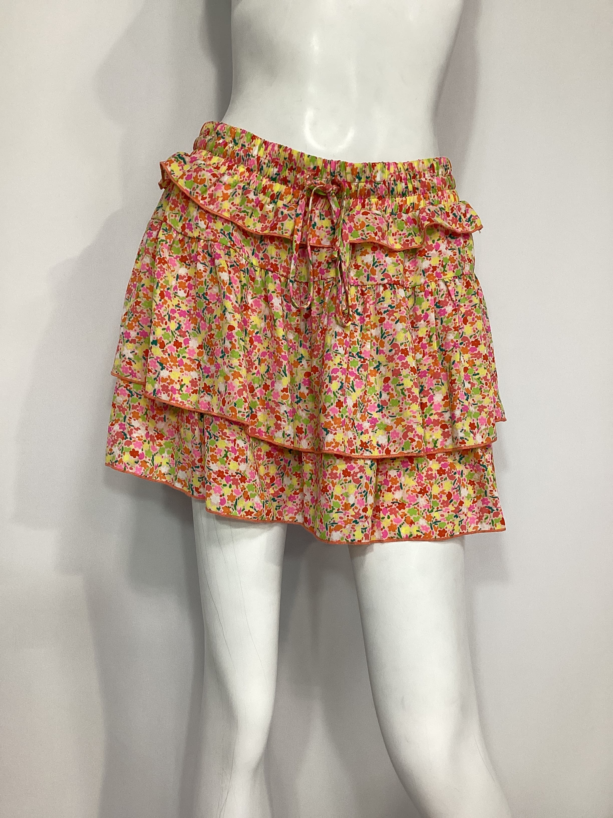 Nat Skort In Beachy Blossom - Image 3