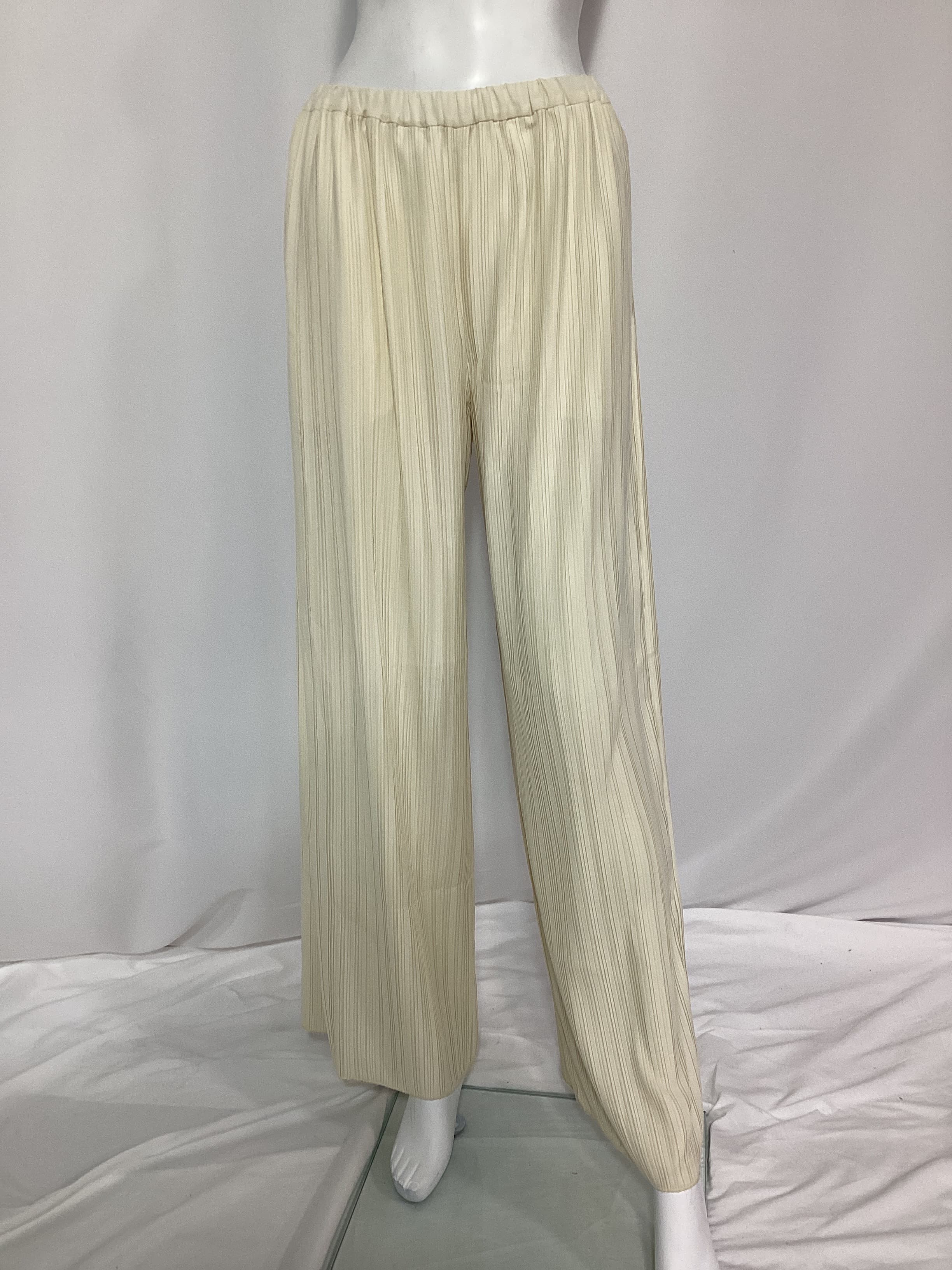 Manon Pant In Buttercream - Image 3