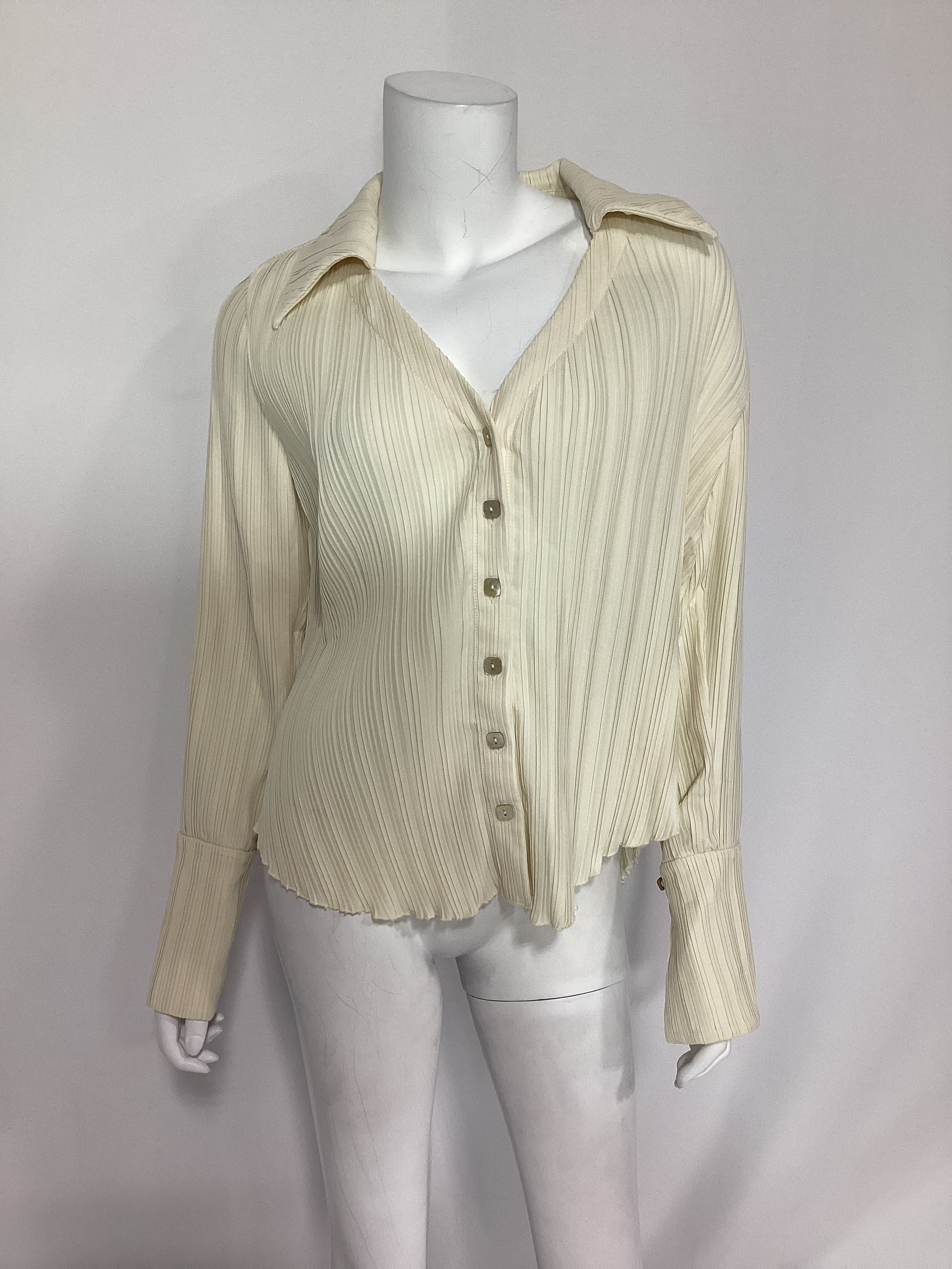 Irina Shirt In Buttercream - Image 3