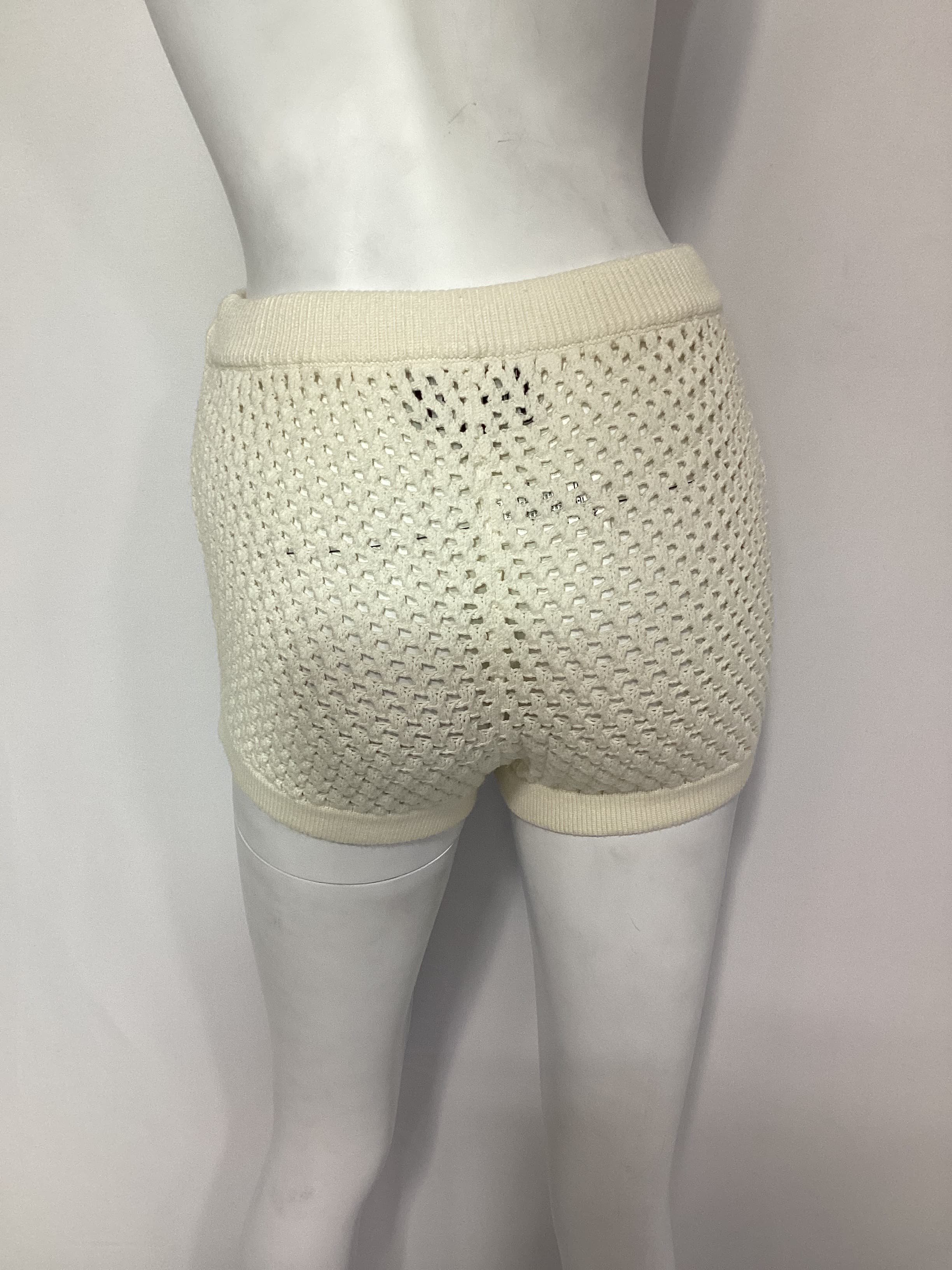 Nerina Crochet Hot Short - Image 2