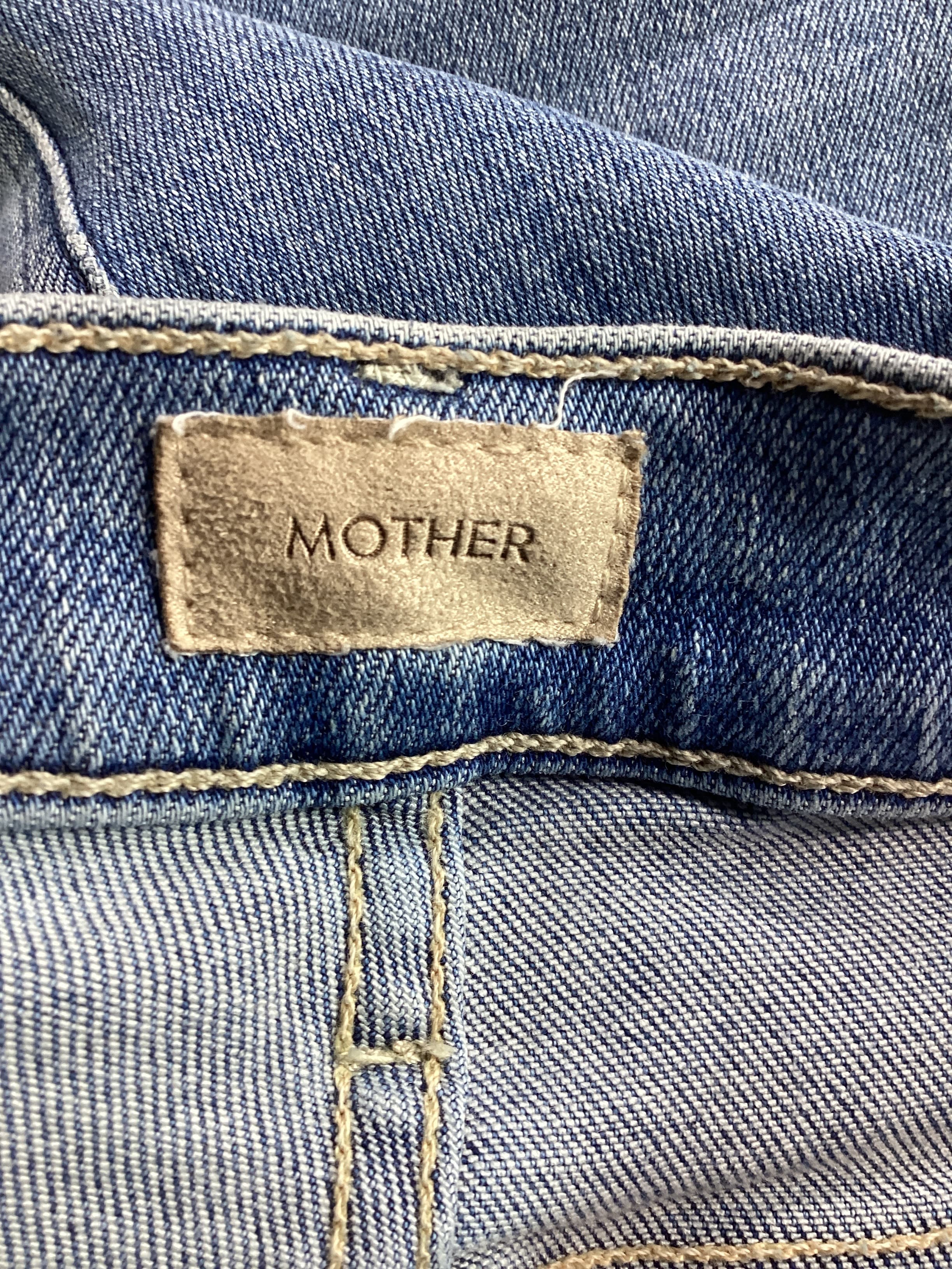 Mid Rise Dazzler Ankle Fray Jeans - Image 3