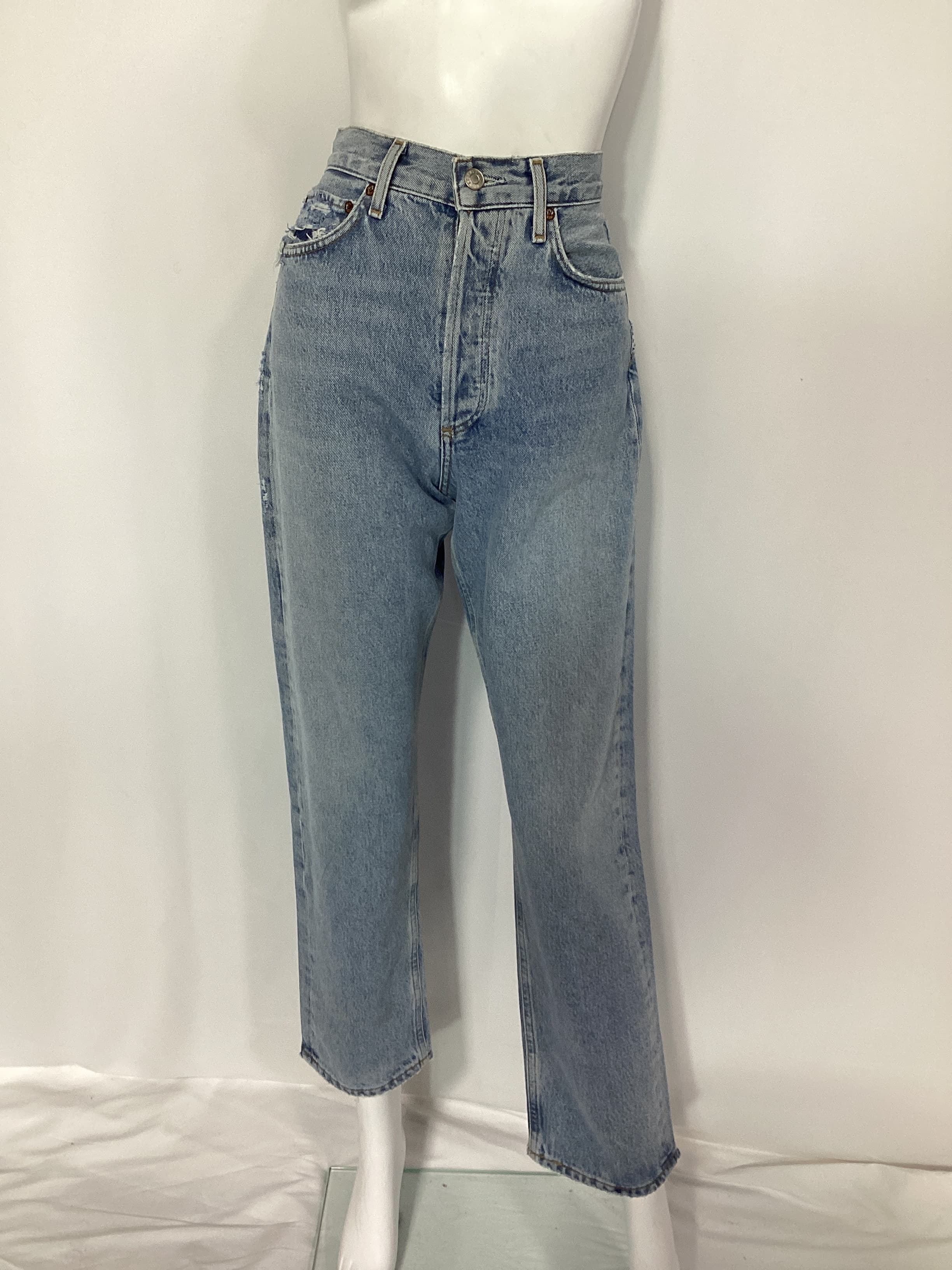 90's Mid Rise Loose Fit In Snapshot - Image 4