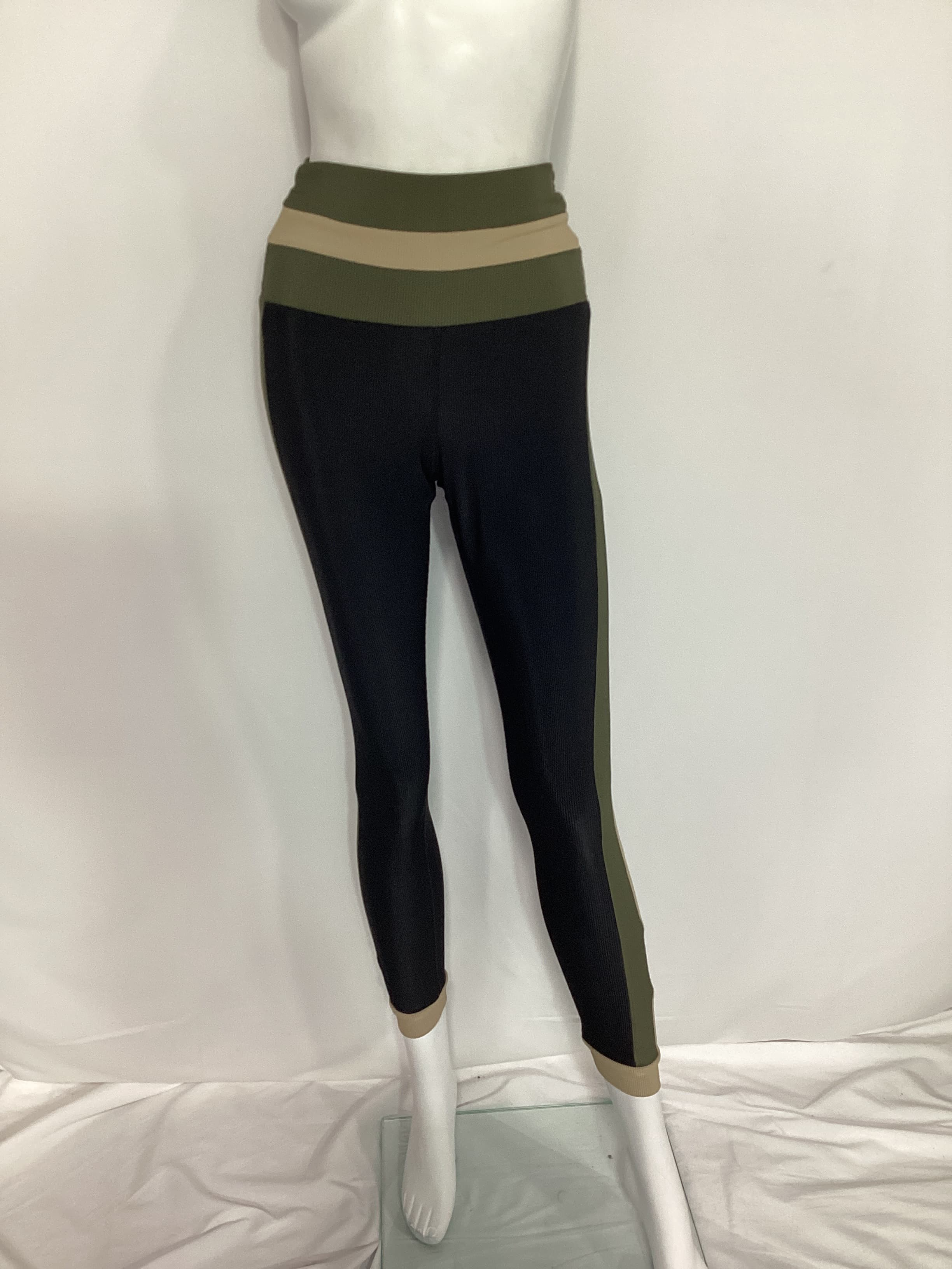 Melinda Legging In Military Olive Colorblock - Image 2