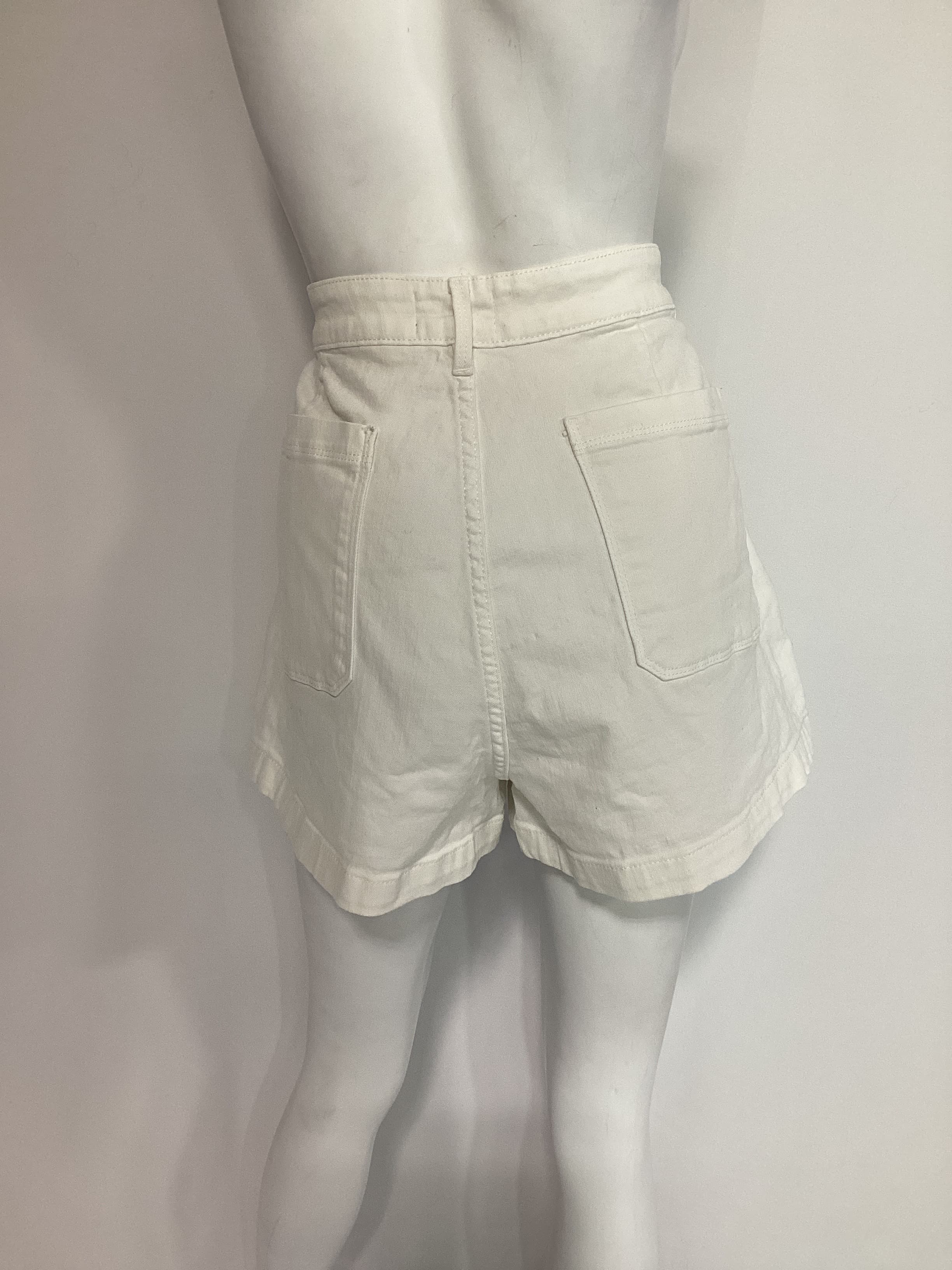 Le Bardot Short In Blanc - Image 3