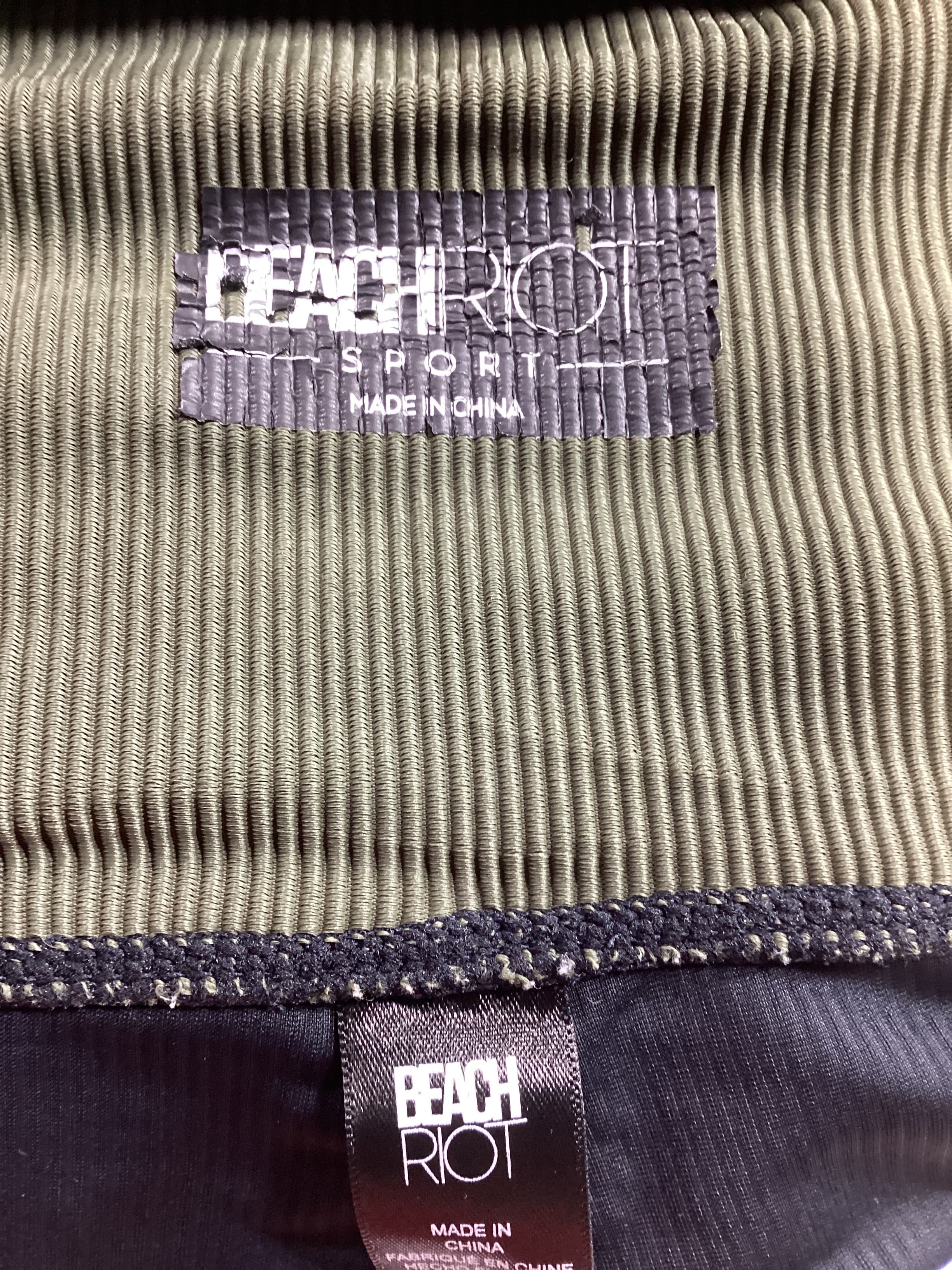 Melinda Legging In Military Olive Colorblock - Image 4