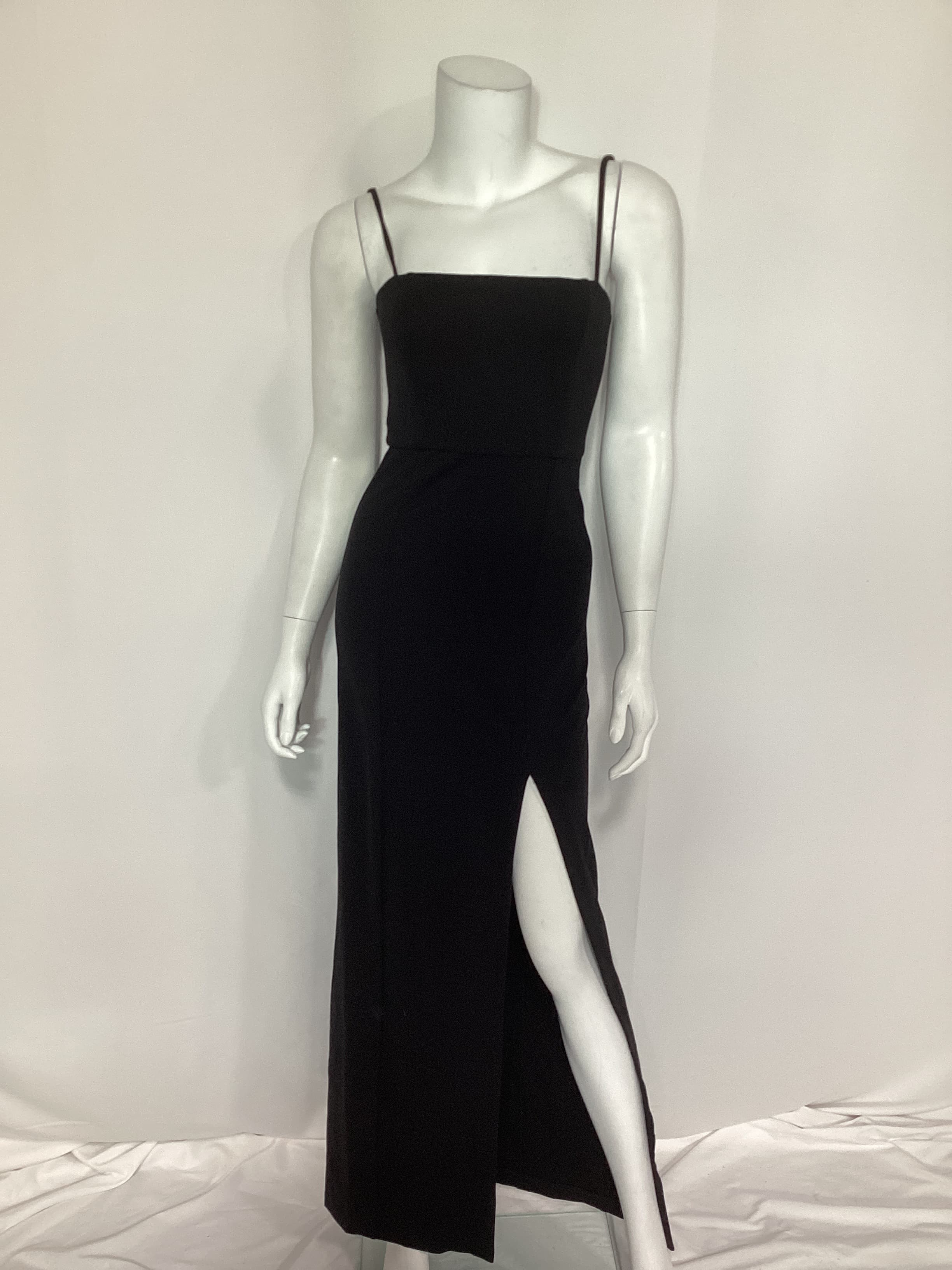 Eileen Gown In Black - Image 2