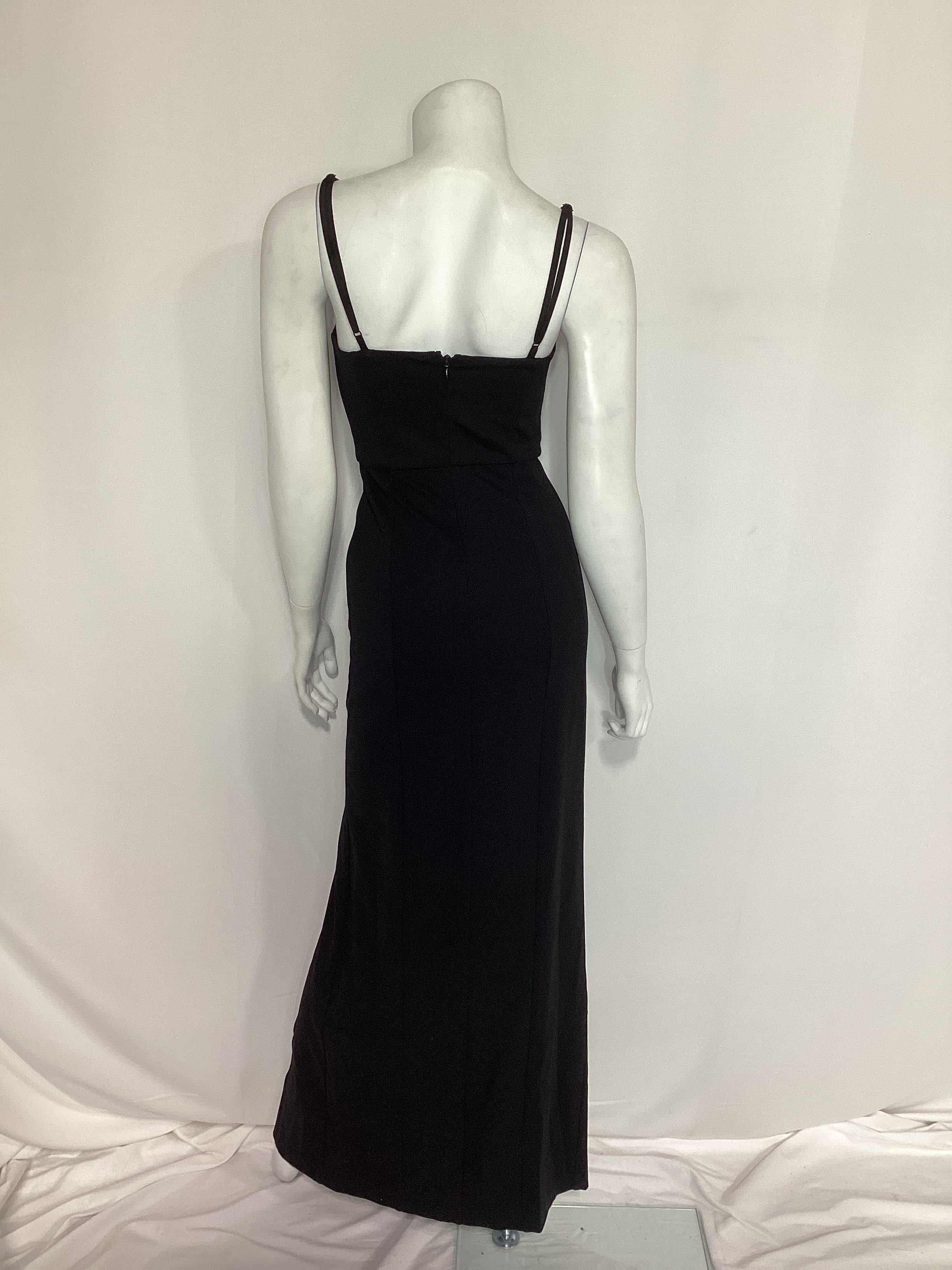 Eileen Gown In Black - Image 3