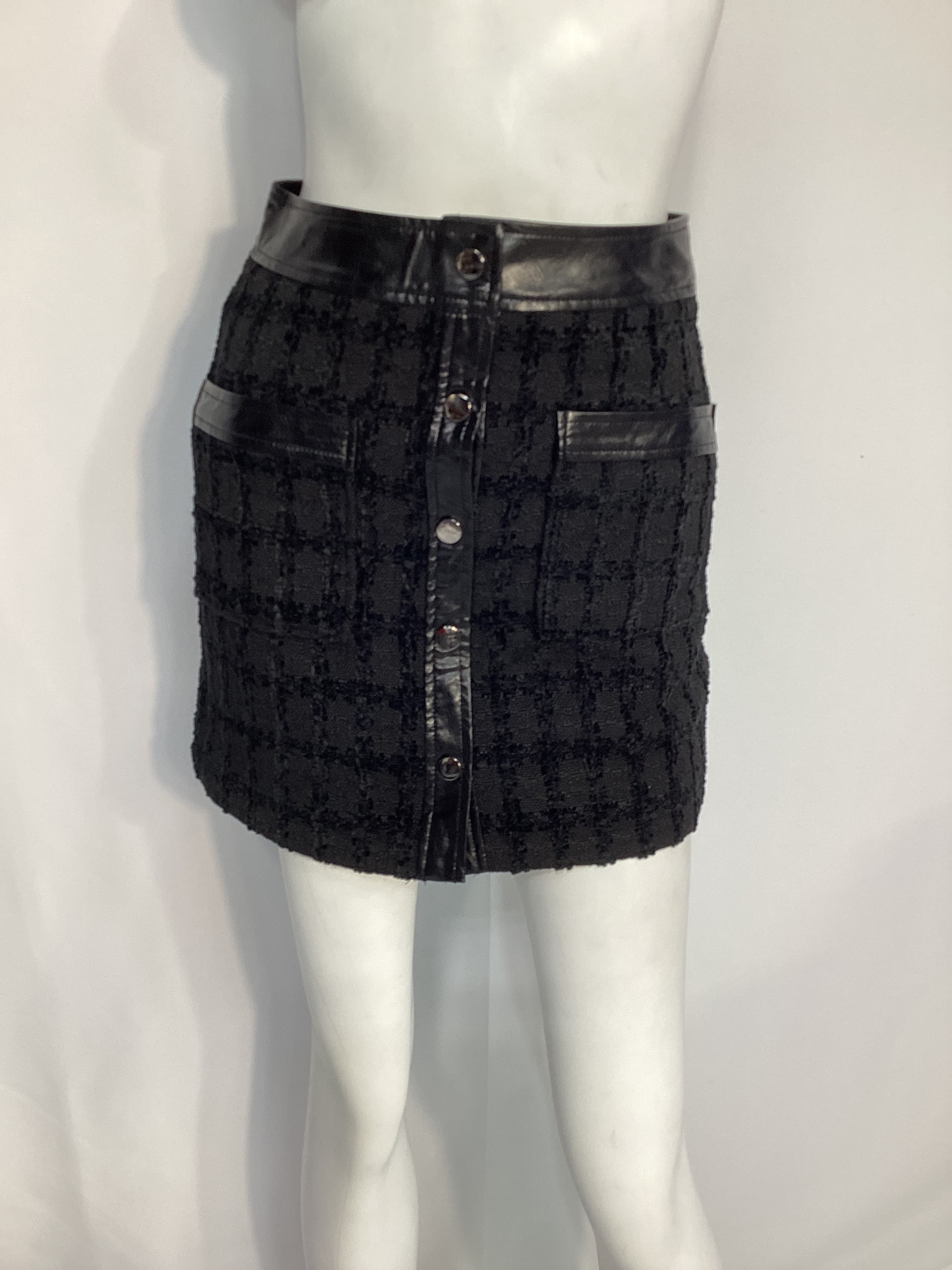 Melbrooke Mini Skirt - Image 2