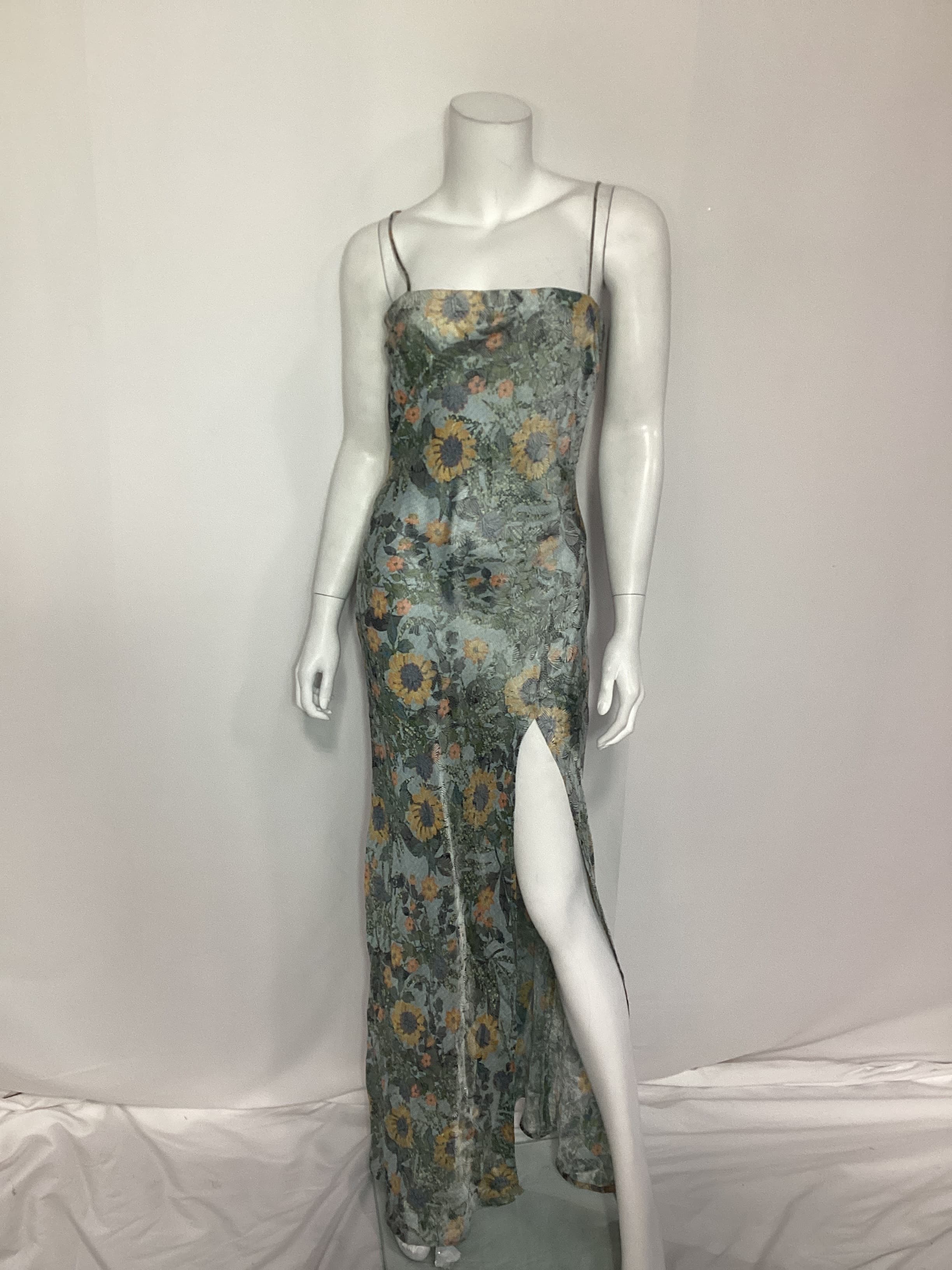 Nina Maxi Dress In Blue Jacquard - Image 2